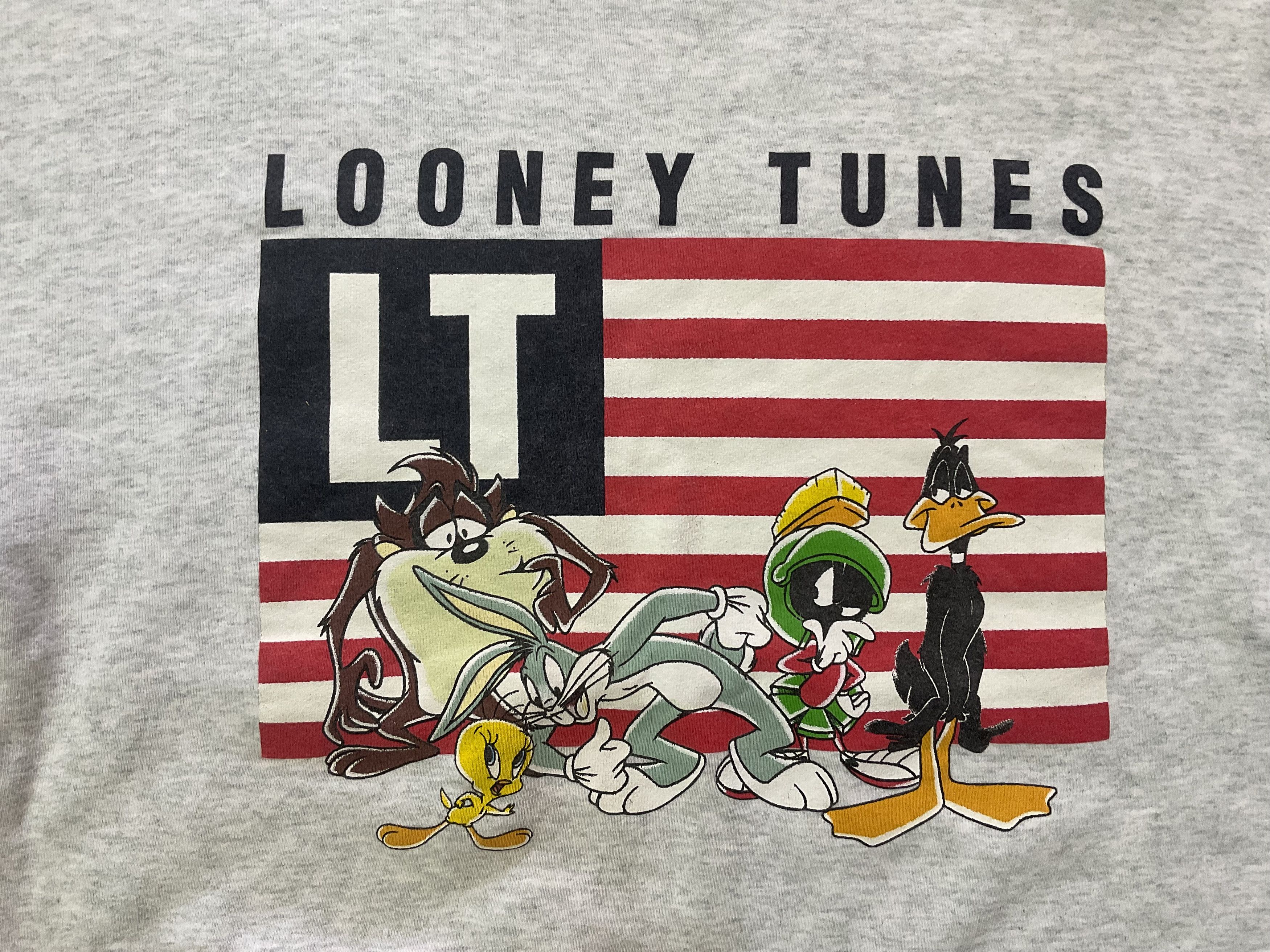 Warner Bros Vintage 1997 Warner Bros Looney Tunes Friends Sweatshirt Size US L / EU 52-54 / 3 - 3 Thumbnail