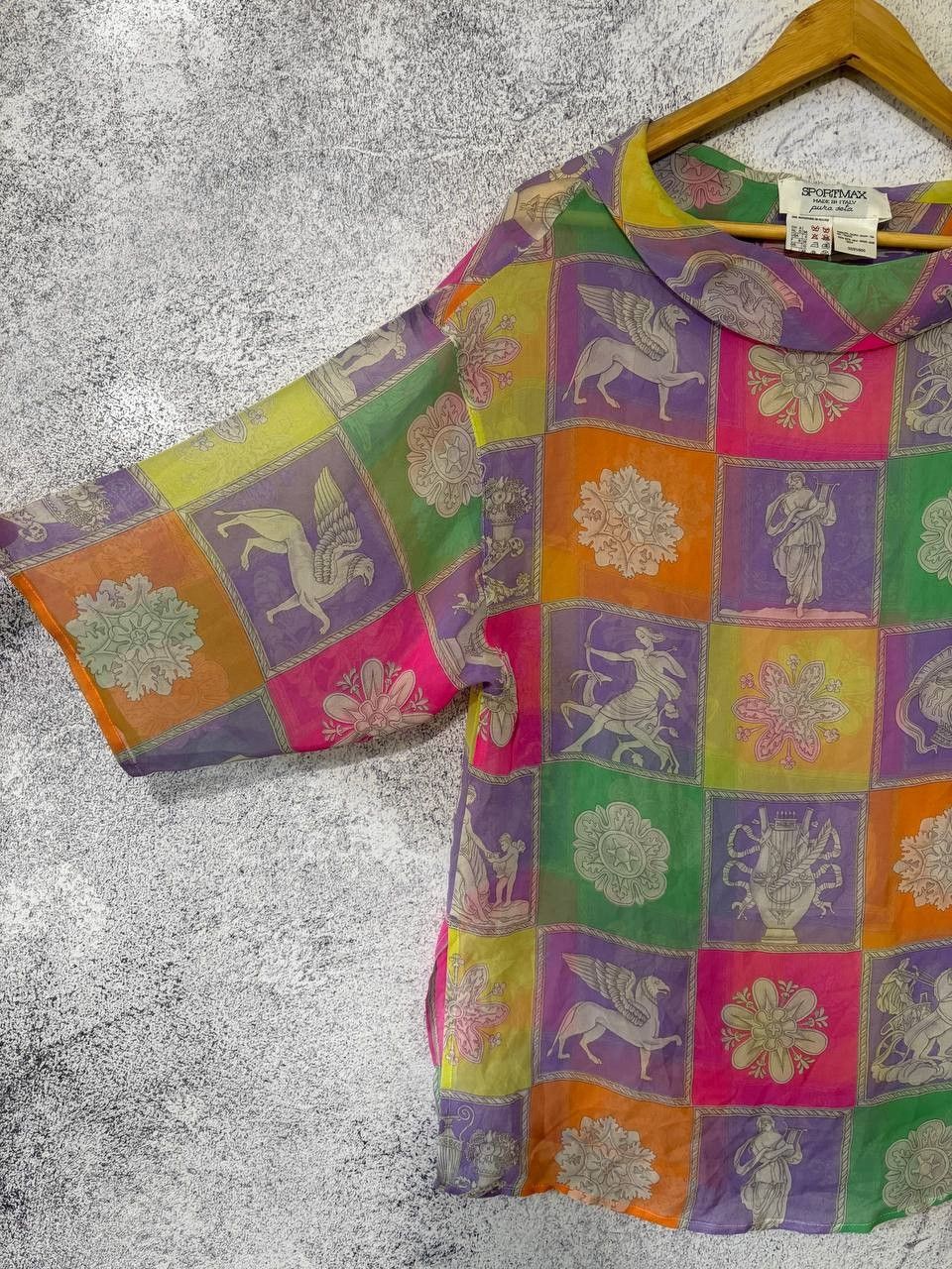 Sportmax Vintage Sportmax Max Mara Silk Greek Mythology Print Blouse Size L / US 10 / IT 46 - 5 Thumbnail
