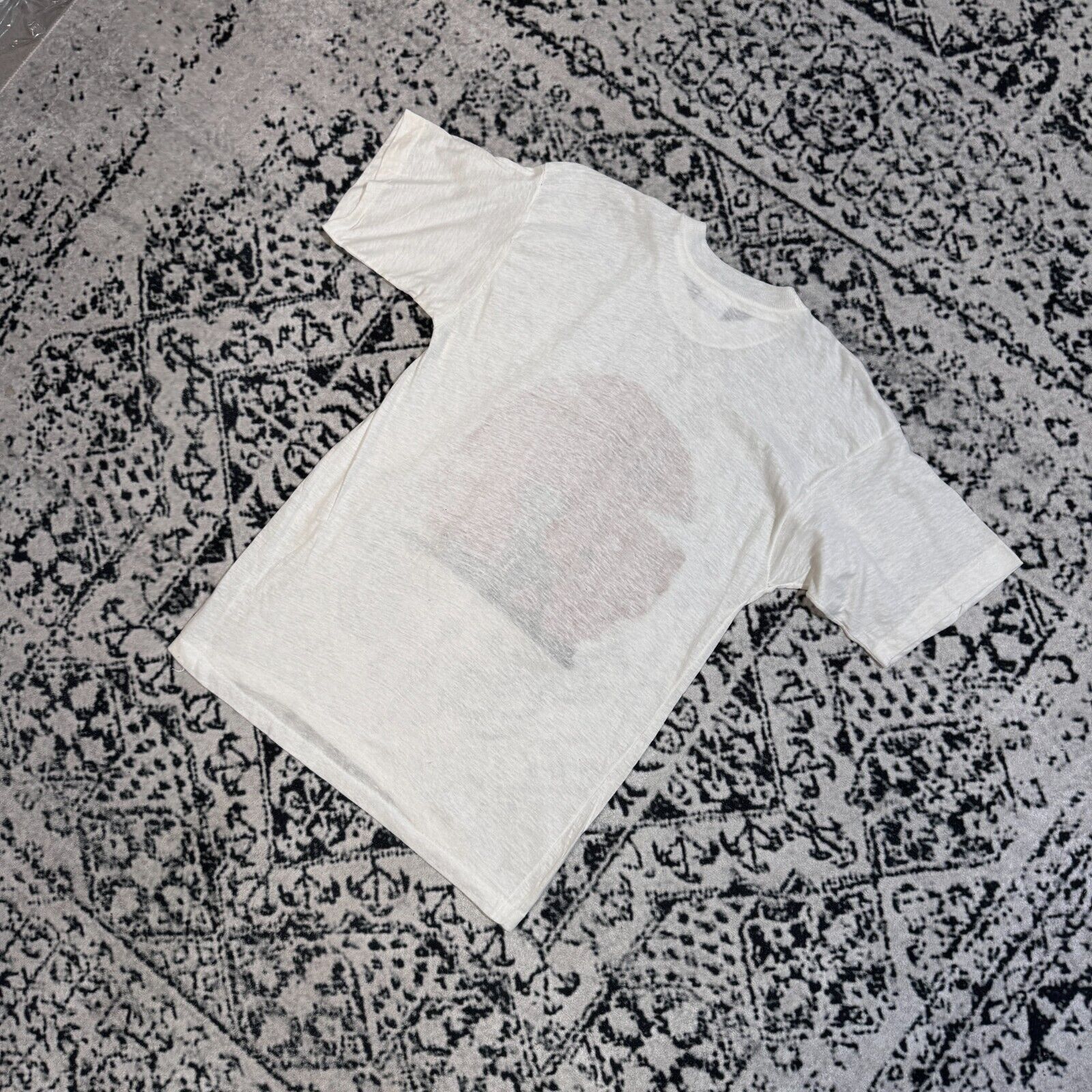 Vintage Vintage Unisex White Cotton T-Shirt Size S The Lion King 90s Size US S / EU 44-46 / 1 - 10 Thumbnail