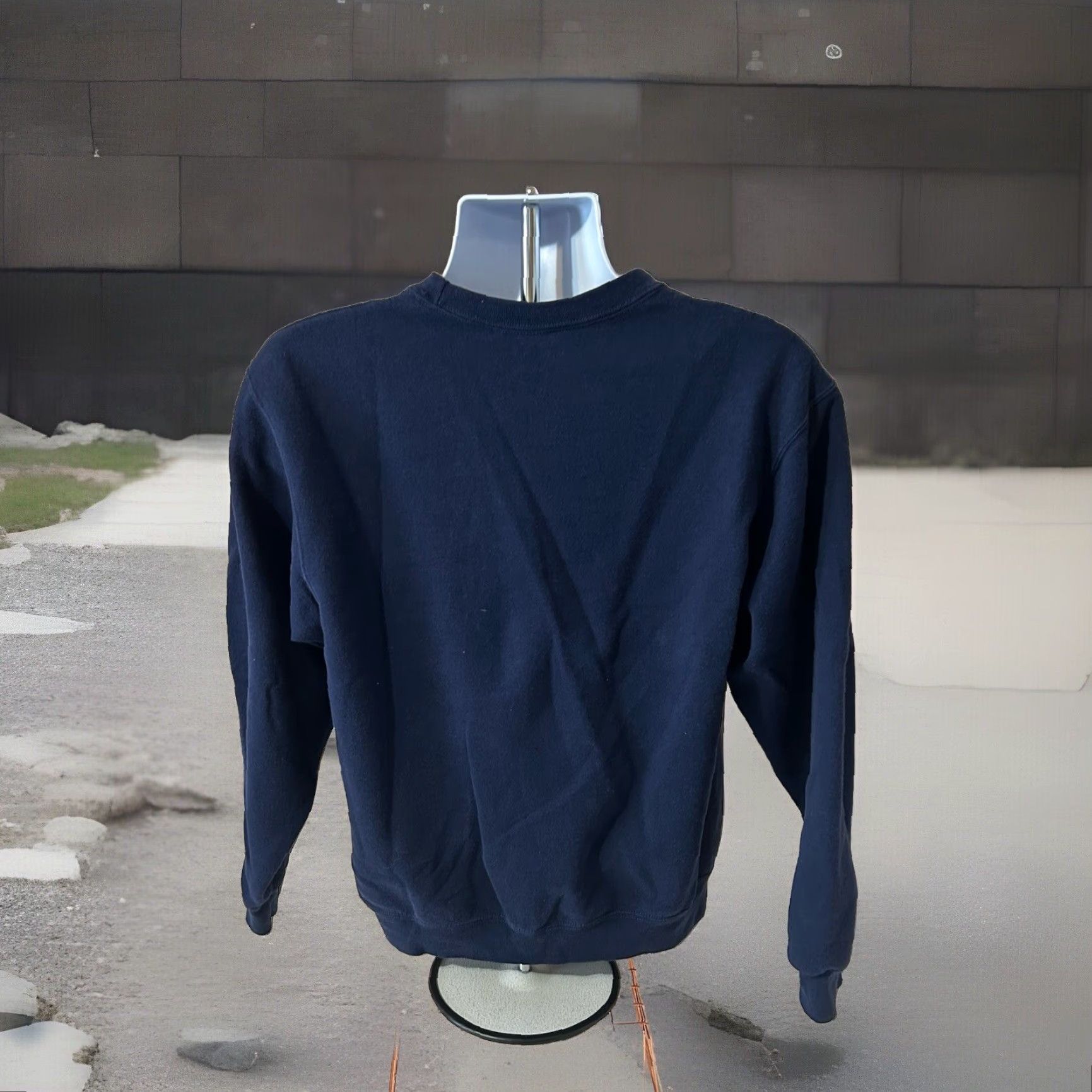 Fruit Of The Loom Hilton Head Island Sweatshirt Men M Navy Blue Fruit Of The Loom Crew Neck Pullover Graphic Print Size US M / EU 48-50 / 2 - 4 Thumbnail