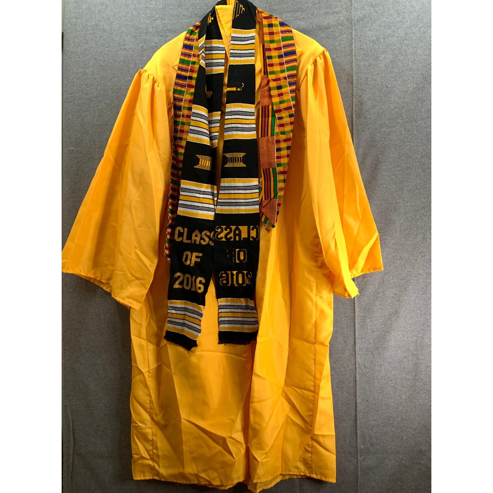Other Jostens Yellow Graduation Dresses Unisex 5'4"-5'6" Size XS / US 0-2 / IT 36-38 - 1 Thumbnail