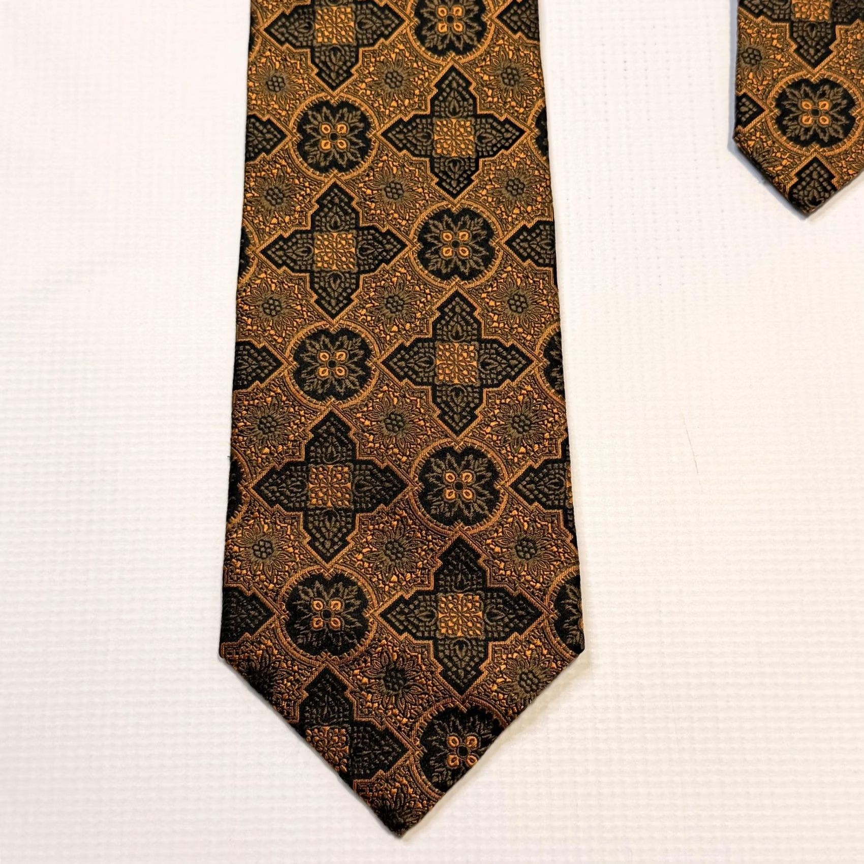 Vintage Kolte Tie Mens One Size Gold Italy Brown Geometric Floral Silk Necktie Size ONE SIZE - 2 Thumbnail
