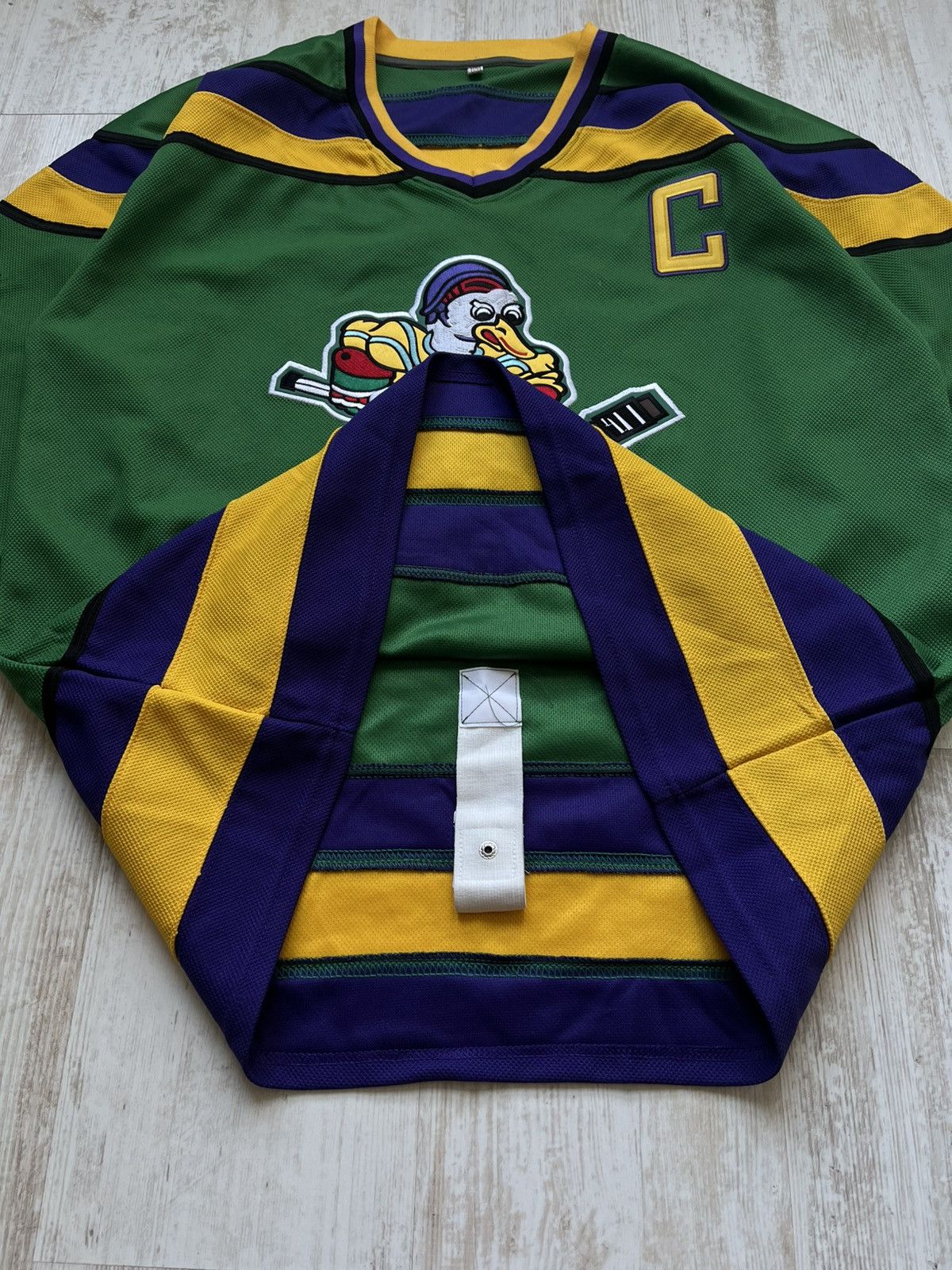 Disney × NHL × Vintage Vintage 90s The Mighty Ducks Charlie Conway #96 NHL Jersey Size US XL / EU 56 / 4 - 5 Thumbnail