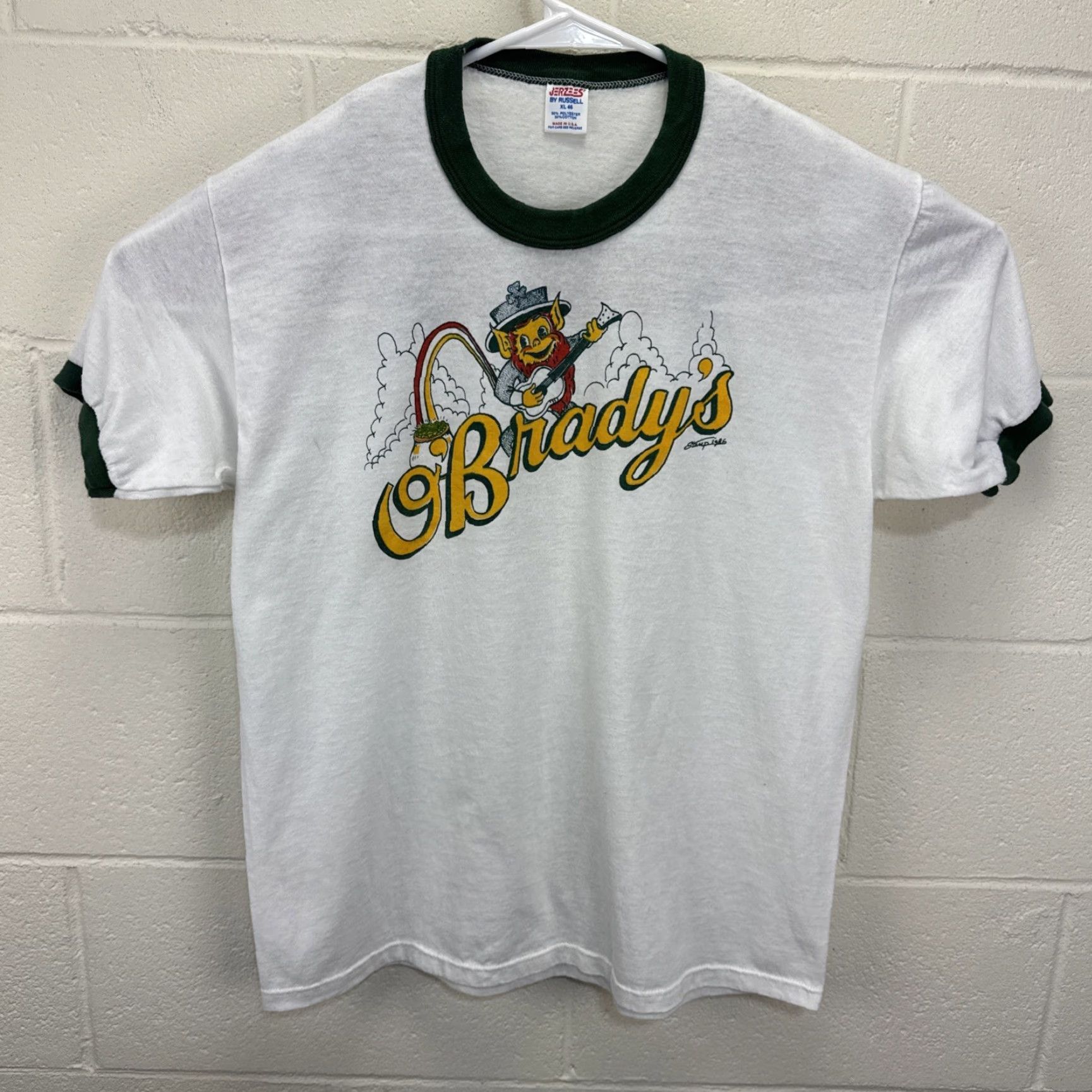 Jerzees VINTAGE Jerzees T-Shirt XL White Leprechaun Rainbow 80s Pot Of Gold Graphic Print Crew Neck Short Sleeve Men Mens Size US XL / EU 56 / 4 - 3 Thumbnail