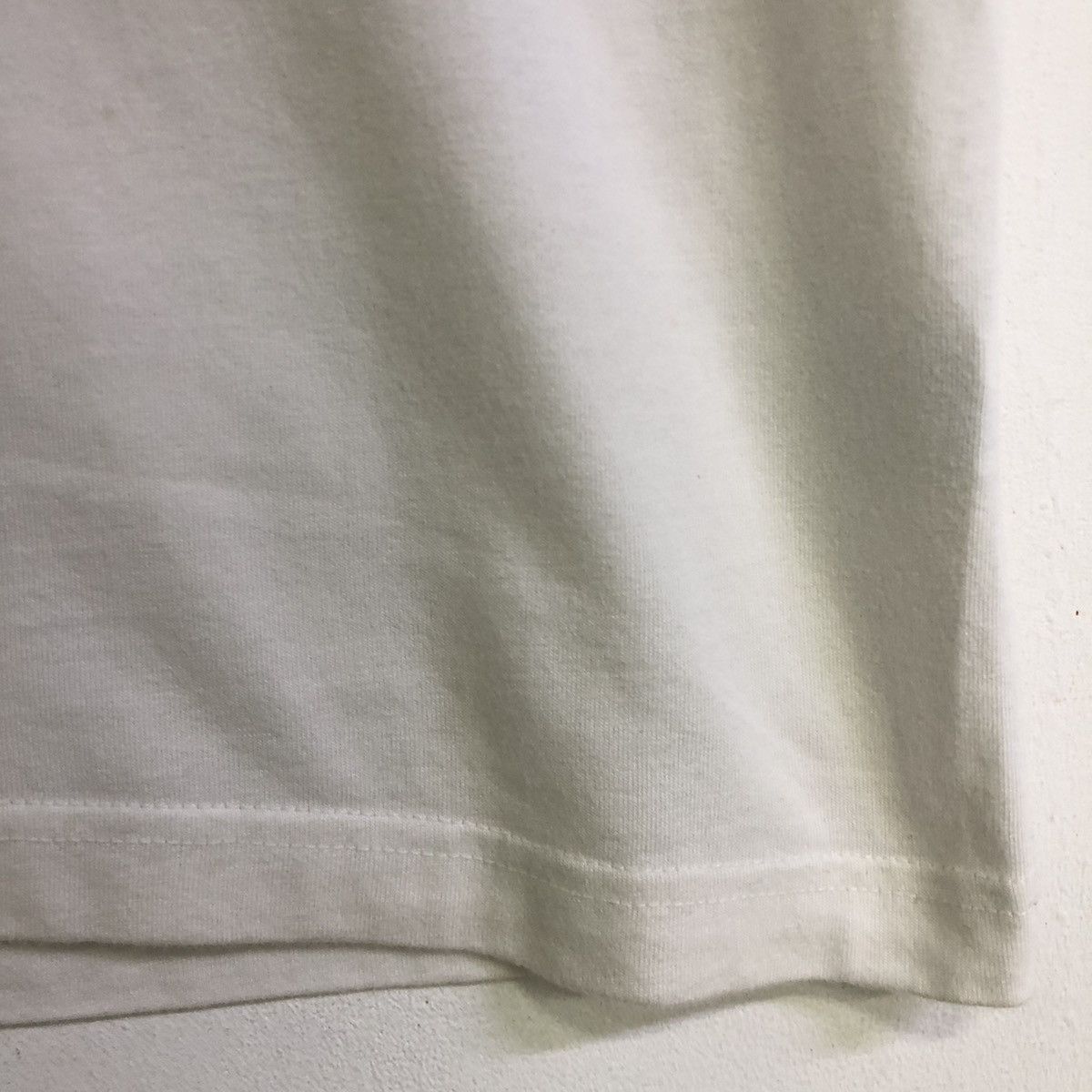 Uniqlo Bleach X Uniqlo Sternritter Lineup Grafiti Backhitt Tshirt Size US L / EU 52-54 / 3 - 8 Thumbnail