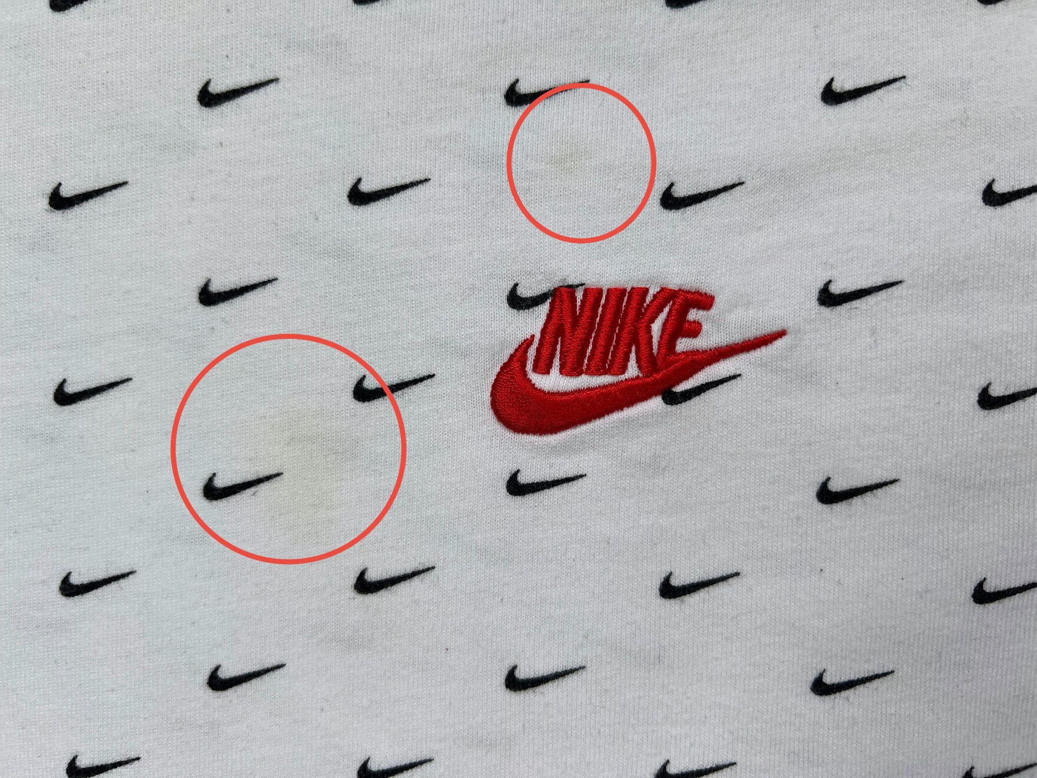 Nike Nike All-Over Mini Swoosh Logo T-Shirt Tee XL Size US XL / EU 56 / 4 - 16 Thumbnail