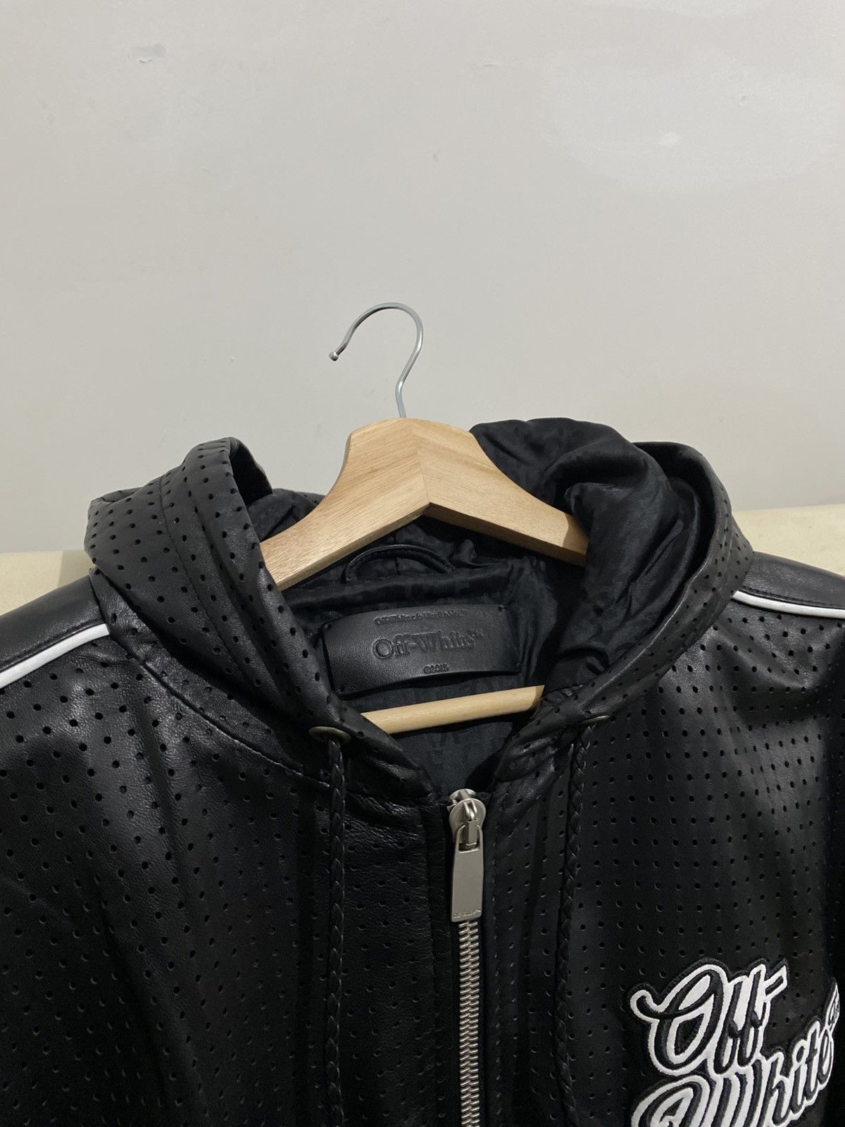 Off-White Off white logo apliqué leather jacket Size US M / EU 48-50 / 2 - 2 Thumbnail