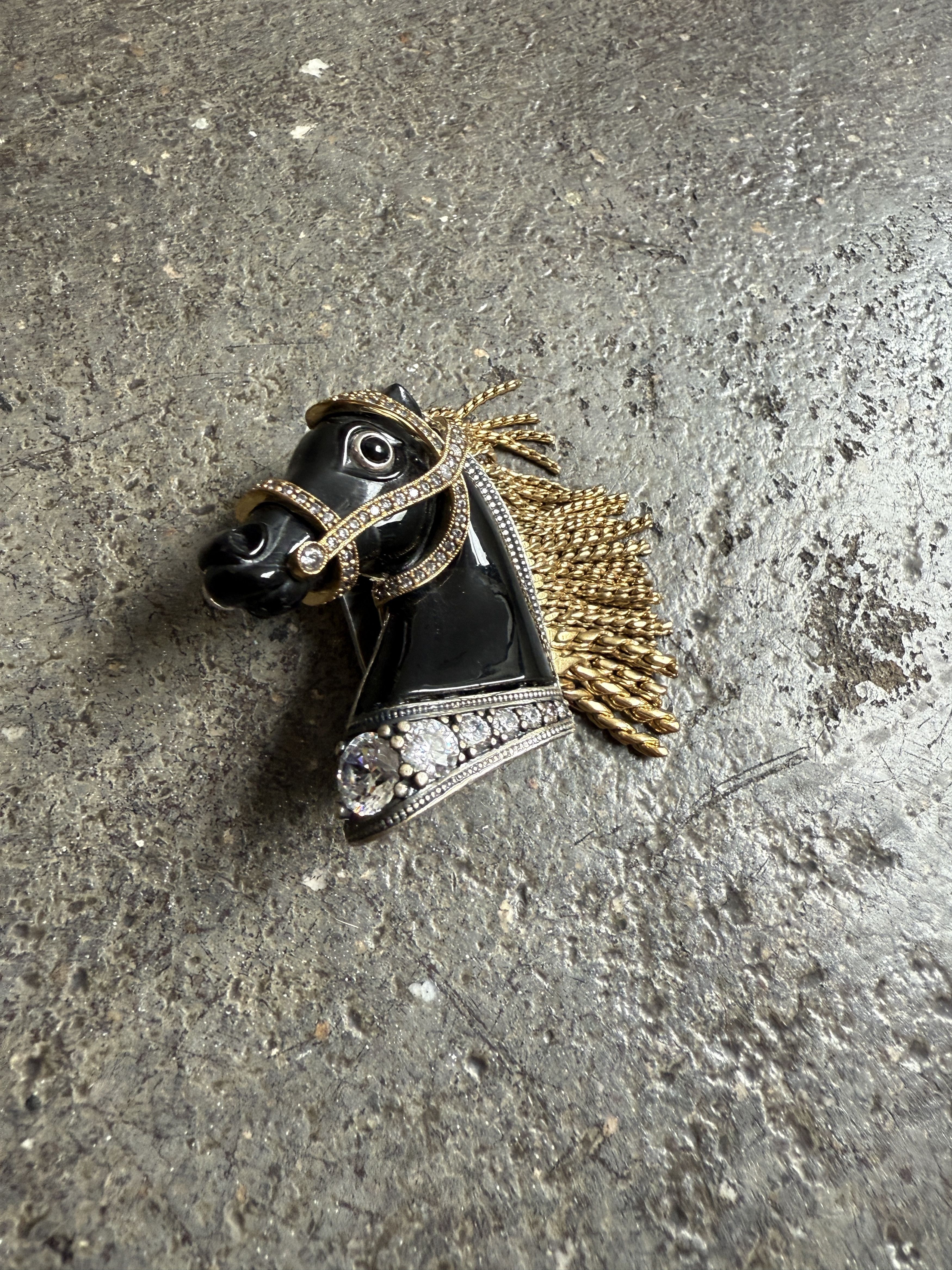 Vivienne Westwood Rare Horse Earrings w/ Swarovski Crystals and dangly gold Size ONE SIZE - 9 Thumbnail