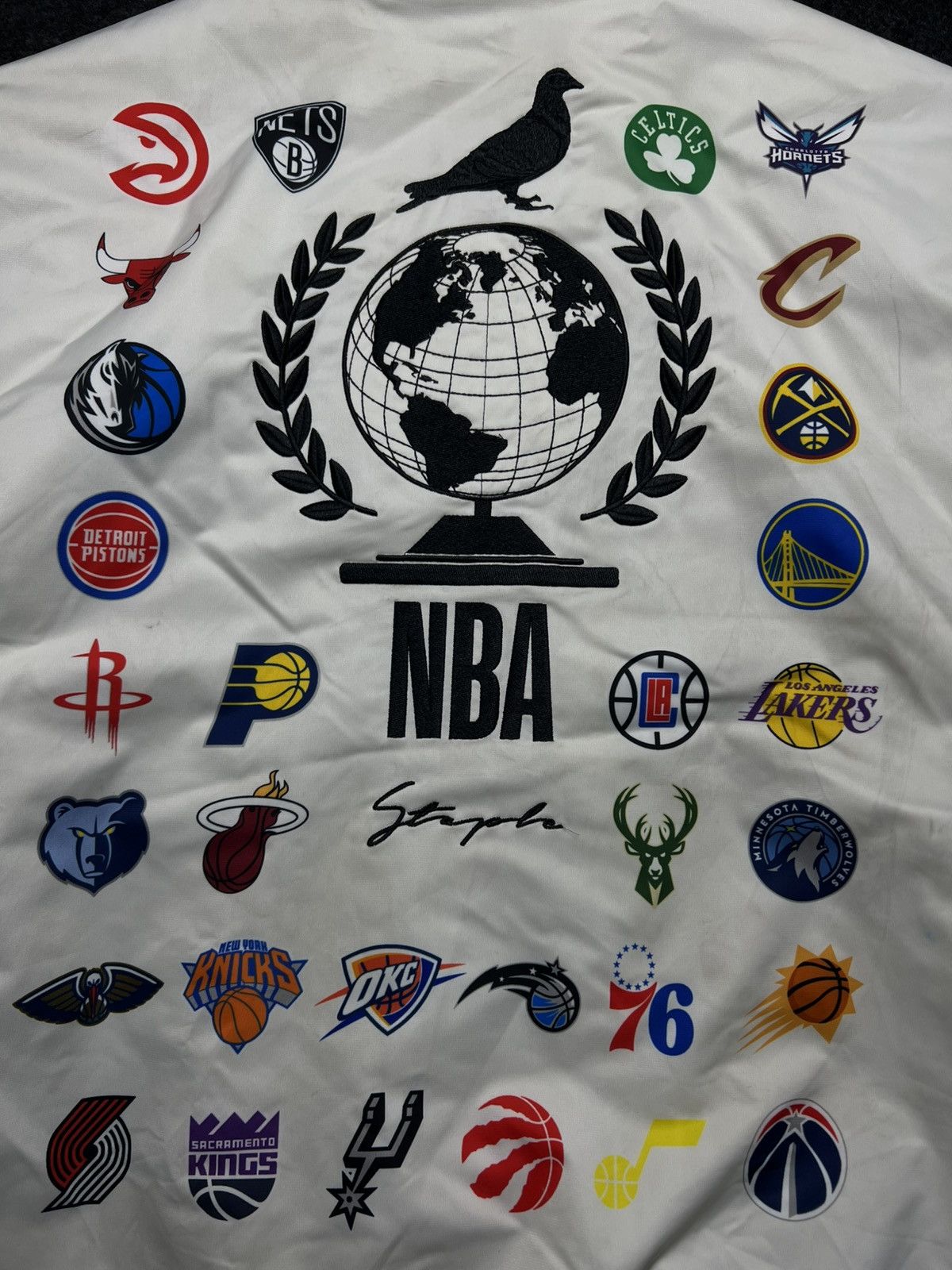 NBA VTG NBA X STAPLES ALL TEAMS FULL VERSITY BOMBER JACKET 2XL Size US XL / EU 56 / 4 - 17 Thumbnail