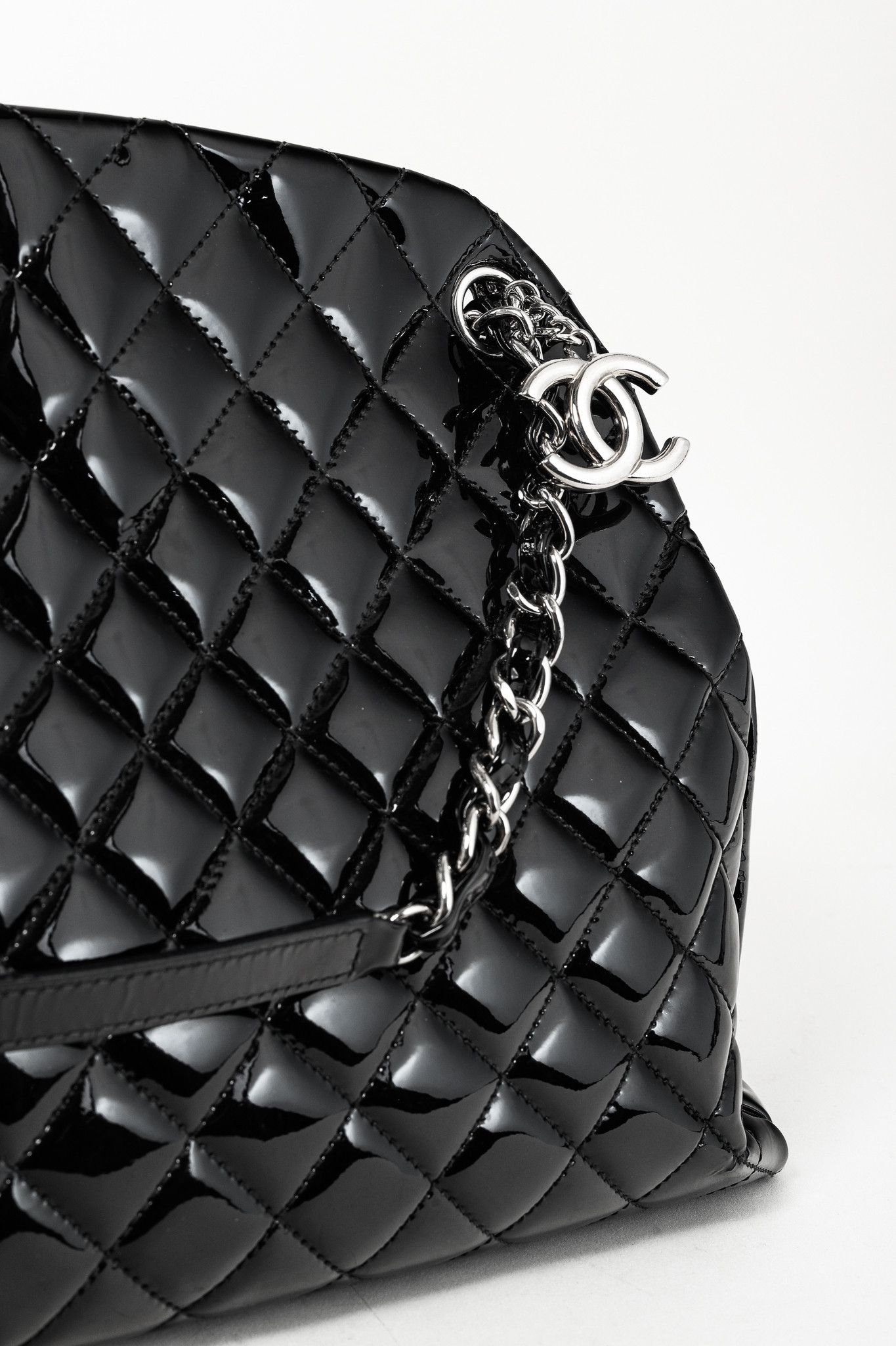 Chanel Chanel Just Mademoiselle Quilted Patent Leather Handbag Size ONE SIZE - 8 Thumbnail