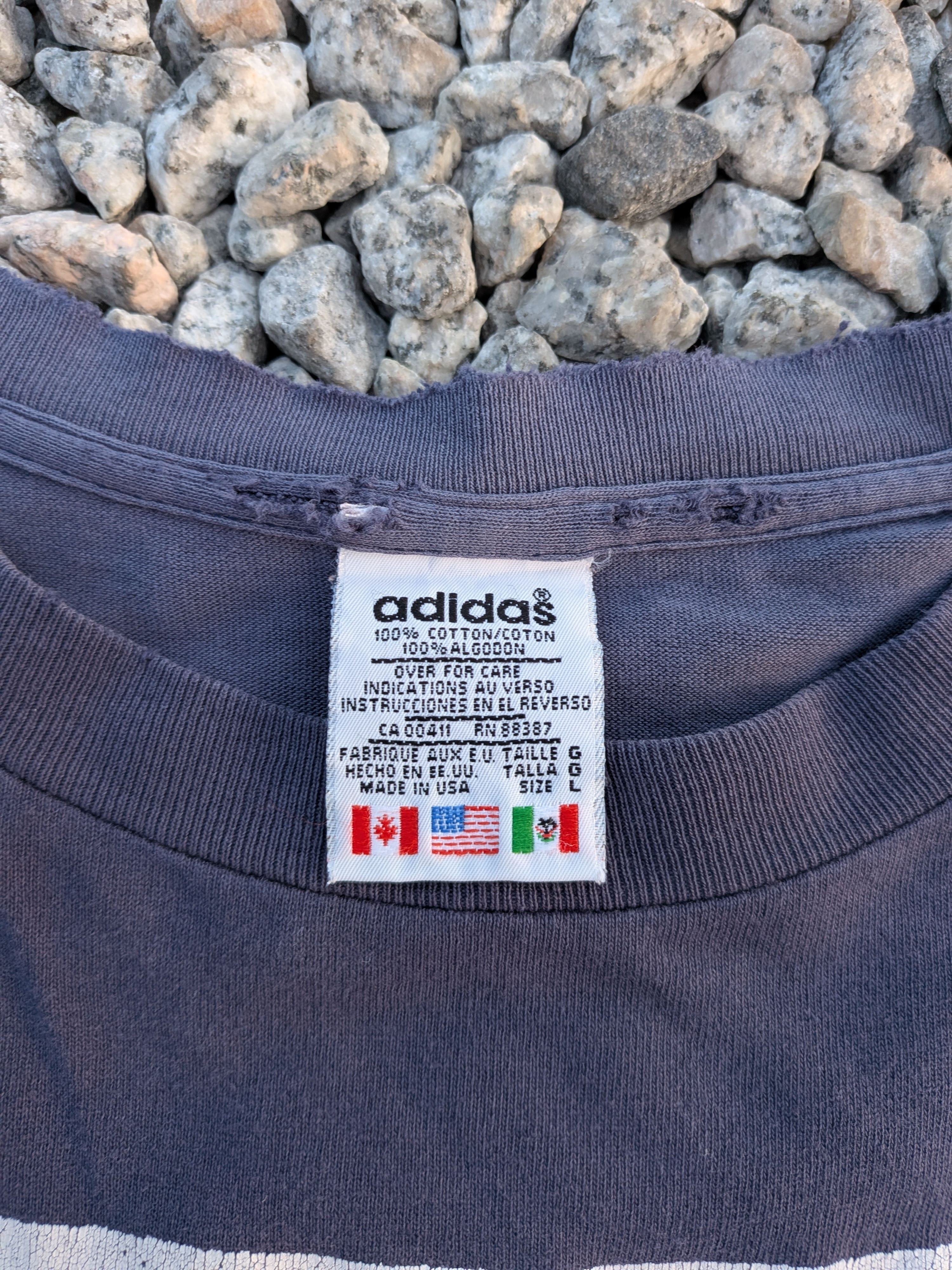 Adidas Vintage Adidas Big Logo Tee Size US L / EU 52-54 / 3 - 5 Thumbnail