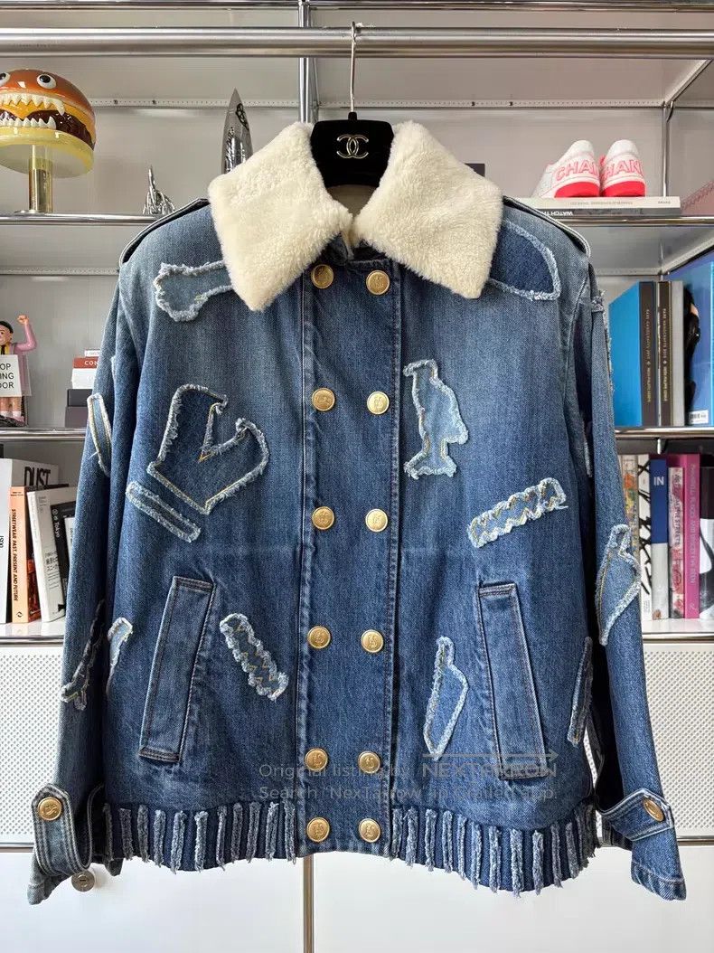 Chanel Chanel 19A Egyptian Series Blue Lamb Wool Inner Stitching Size XS / US 0-2 / IT 36-38 - 1 Thumbnail