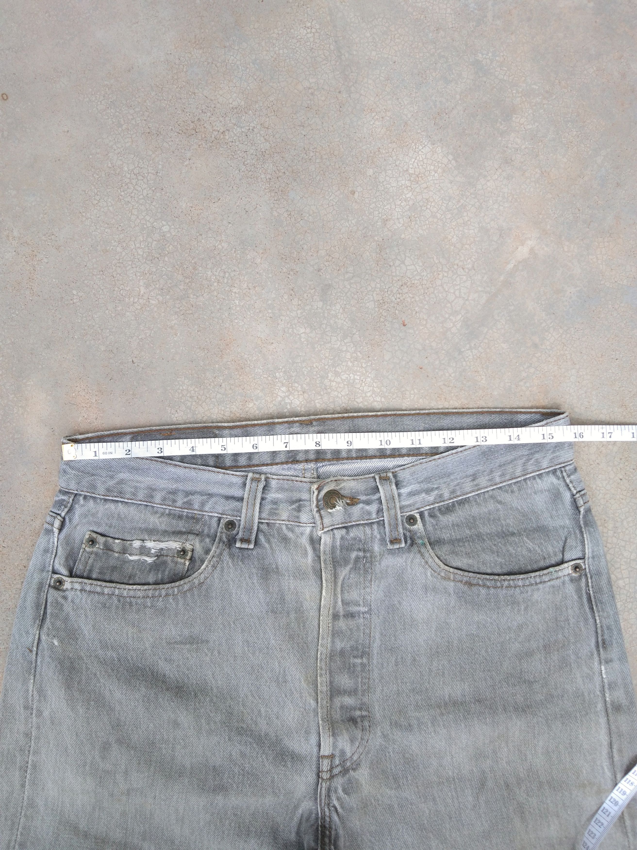 Levi's 90s Vintage Levi's 501 Made In USA Distressed Jeans 31x29 Size US 31 - 7 Thumbnail