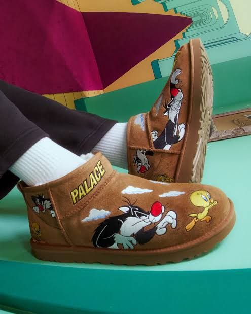 Palace × Ugg Palace x Looney Tunes x Ugg Classic Ultra Mini Boot Chestnut Size US 10 / EU 43 - 4 Thumbnail
