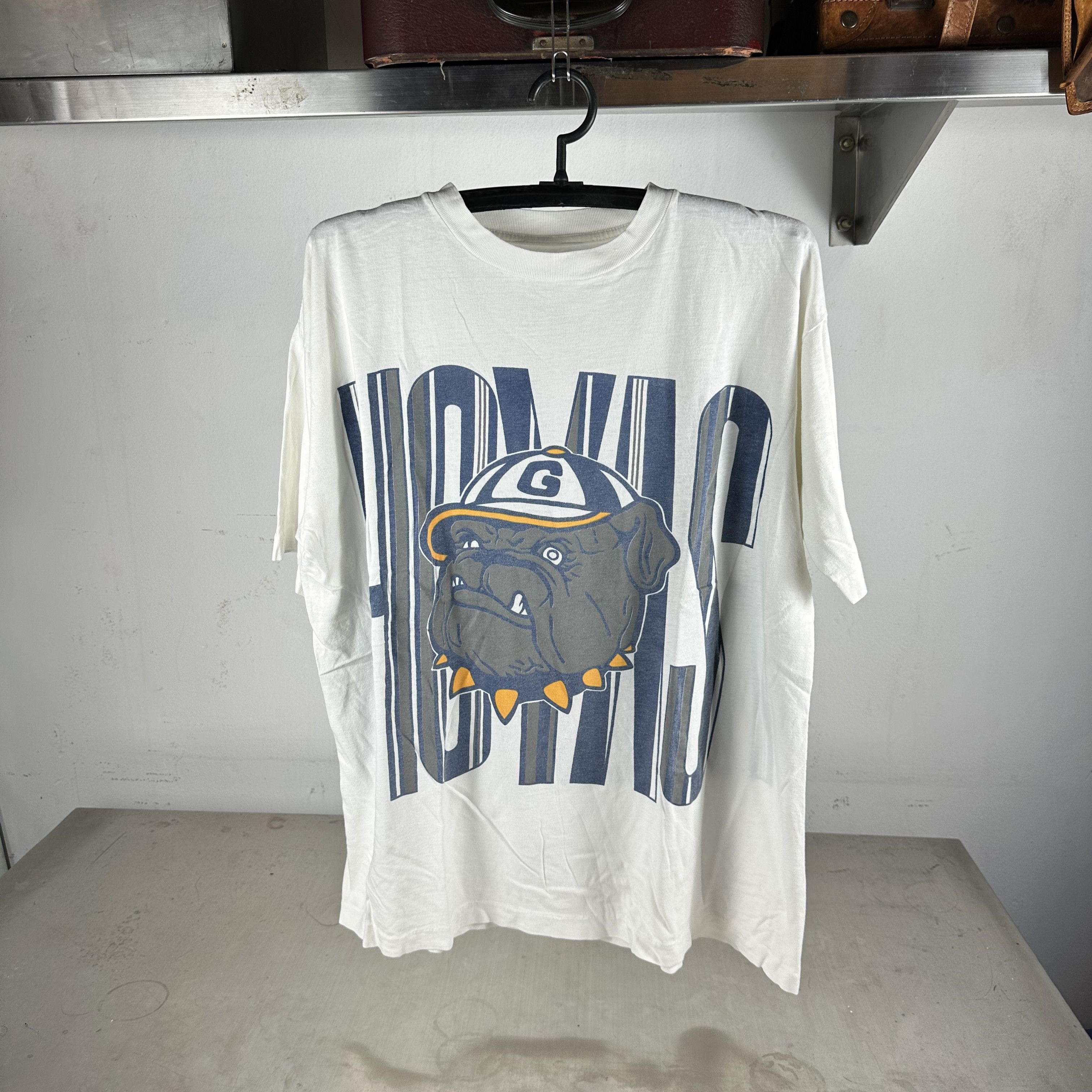 Vintage Vintage 90s Georgetown Hoyas NCAA Mascot Graphic T-shirt Size US XL / EU 56 / 4 - 1 Thumbnail
