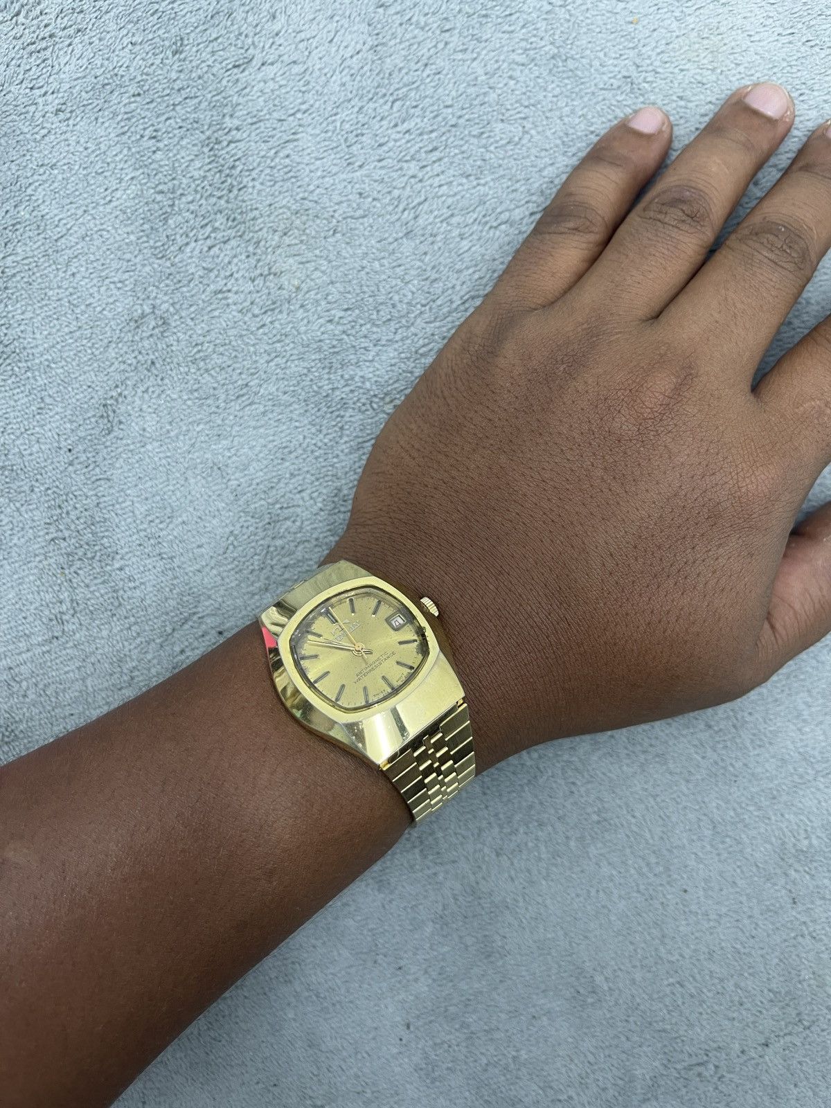 Designer × Vintage VINTAGE TIMELY SELF WINDING ANTIMAGNETIC WATCH Size ONE SIZE - 6 Thumbnail