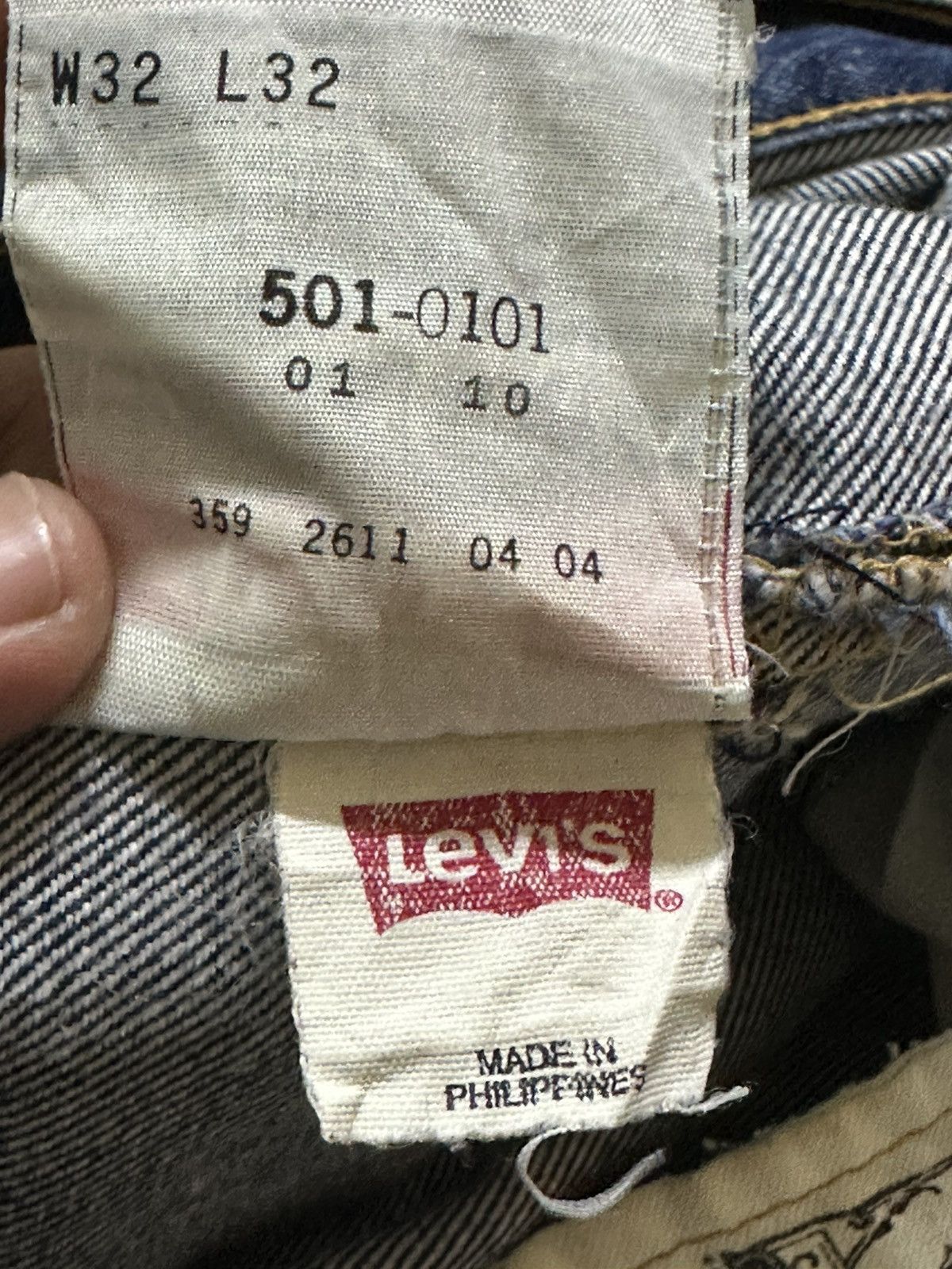 Levi's Vintage Clothing Vintage Levi’s 501 Faded Ripped Distressed Denim Size US 30 / EU 46 - 8 Thumbnail