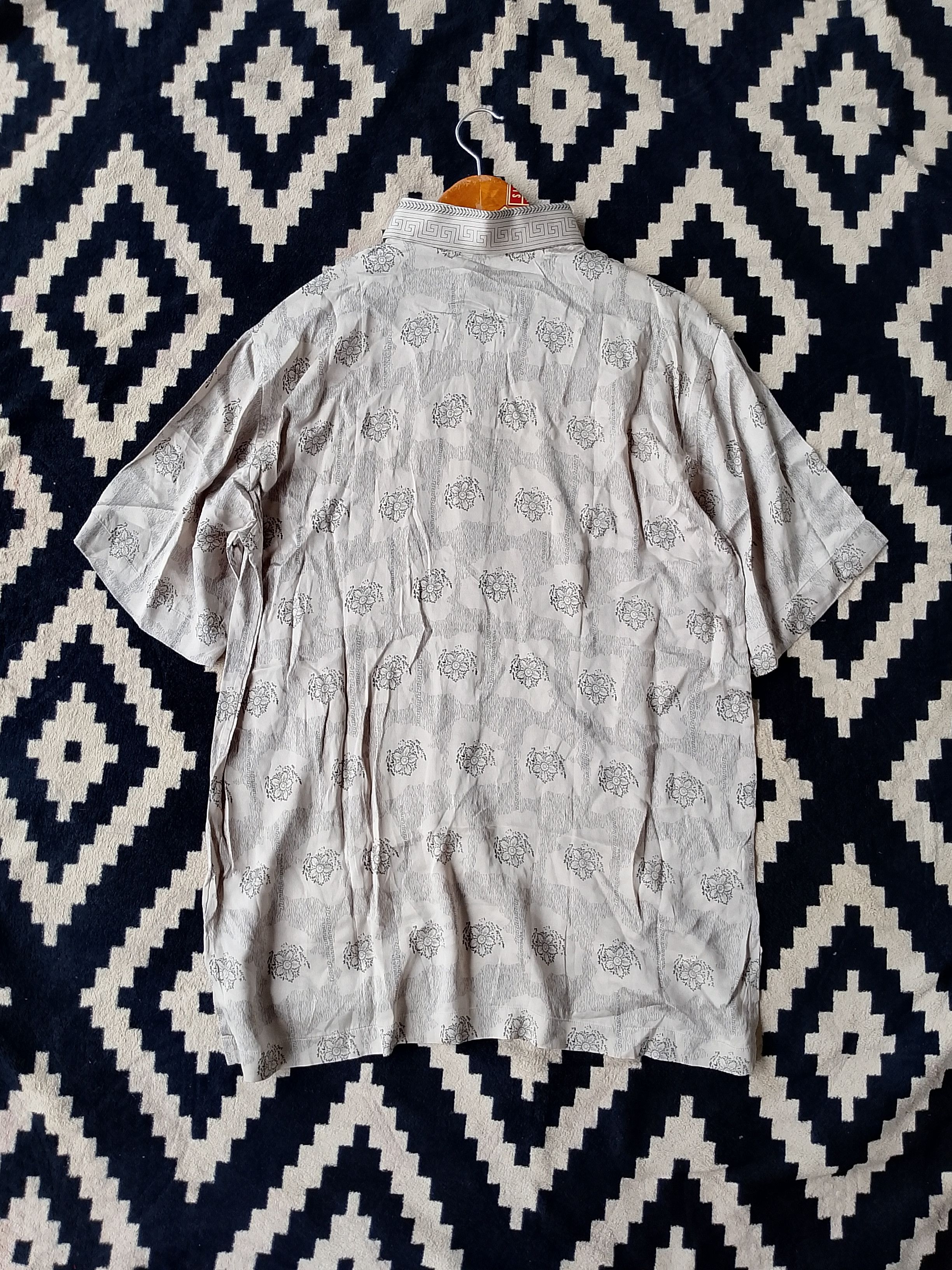 Versace Gianni Versace Tessuti Floral Medusa Archival Luxury Shirt Size US L / EU 52-54 / 3 - 4 Thumbnail