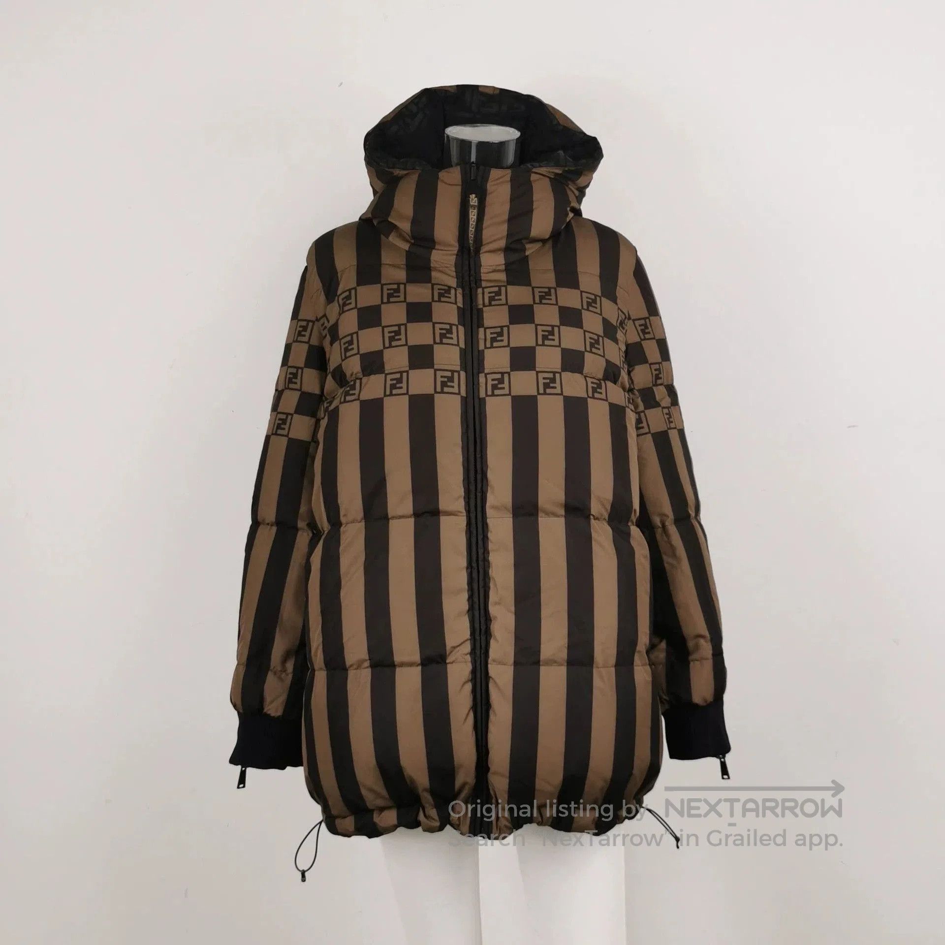 Fendi fendi reversible down jacket with logo pattern. Size US S / EU 44-46 / 1 - 3 Thumbnail