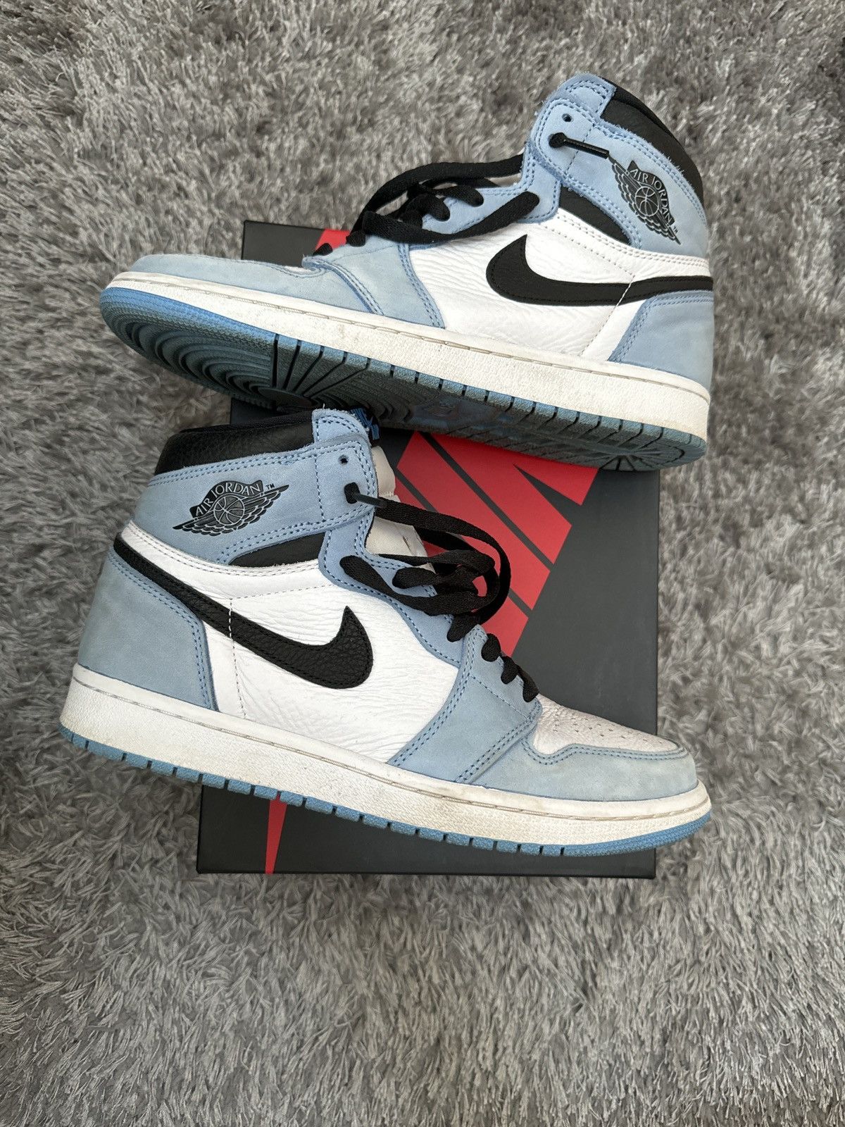 Jordan Brand Air Jordan 1 High UNC Blue Size US 8.5 / EU 41-42 - 2 Thumbnail