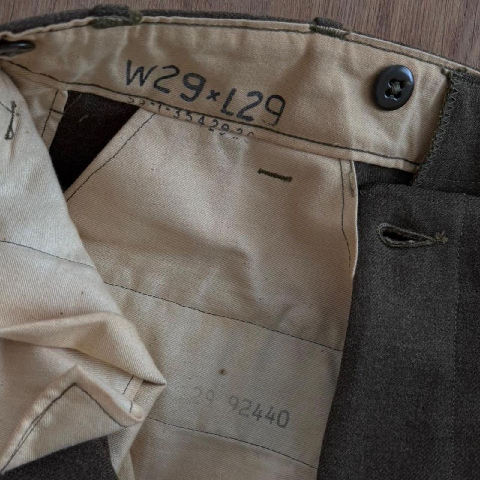 Vintage ww2 Khaki green vintage 1940s military trousers Size US 34 / EU 50 - 3 Thumbnail