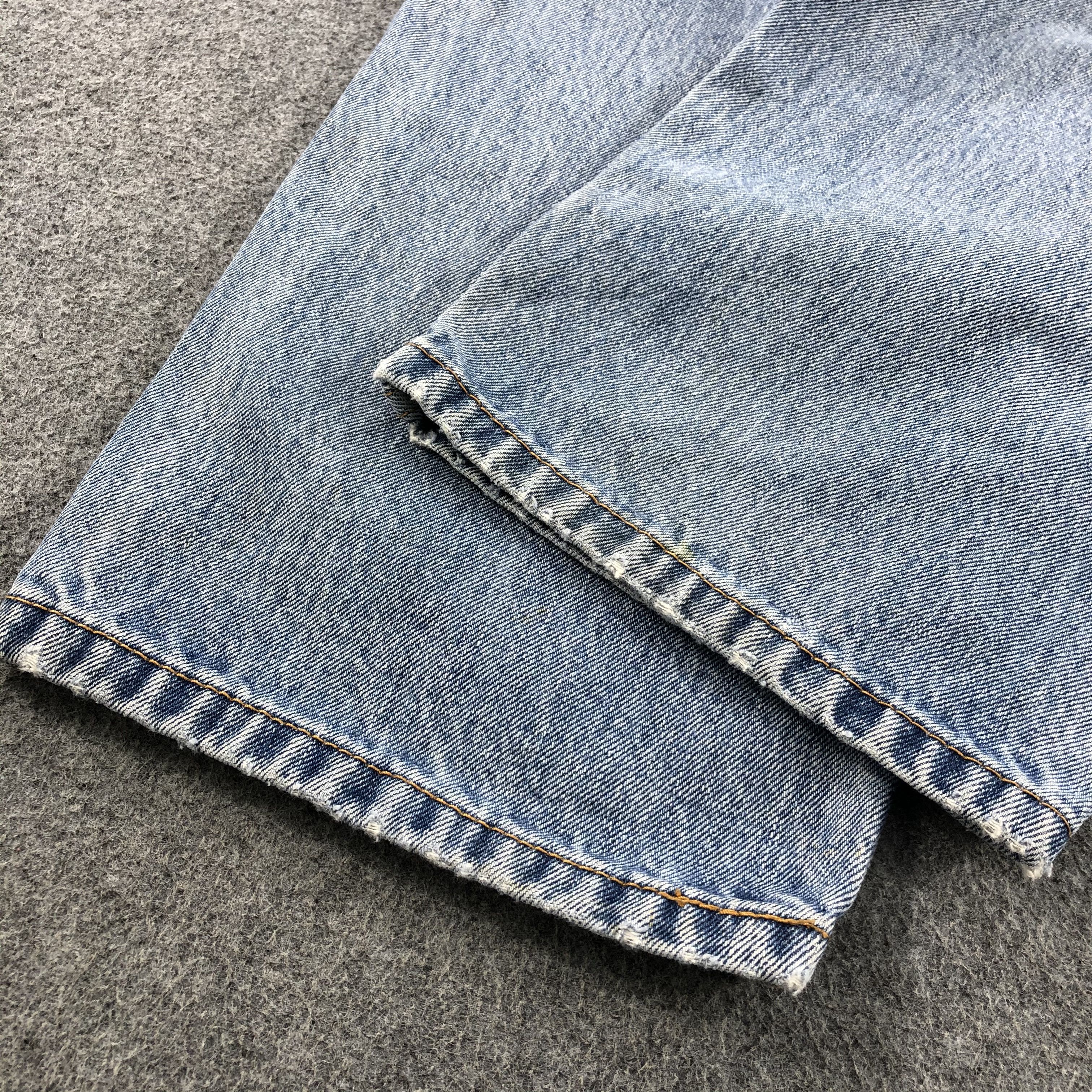 Levi's × Vintage Vintage Blue Wash Levis 550 Jeans-JM1685 Size US 35 - 5 Thumbnail