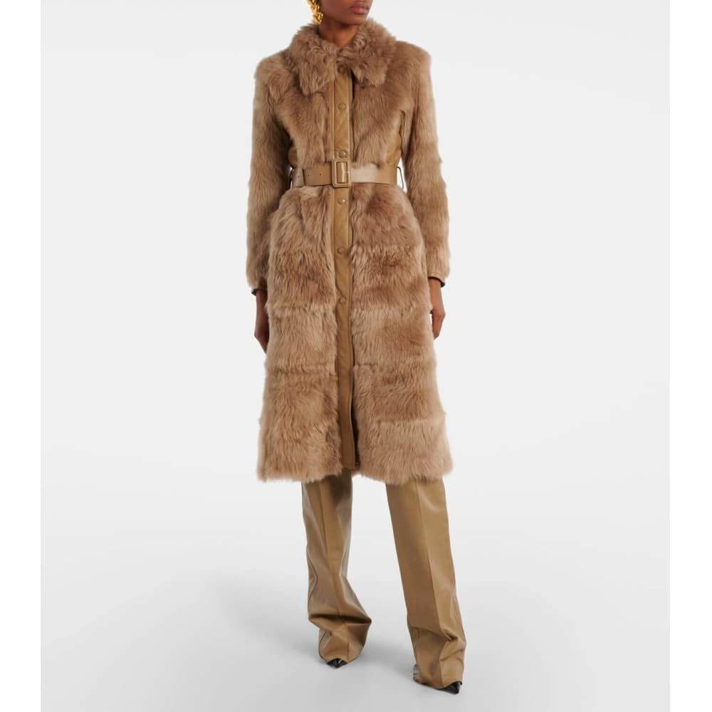 Tom Ford o1loc1c0226 CPF711 Shearling Belted Coat in Beige Size XS / US 0-2 / IT 36-38 - 3 Thumbnail