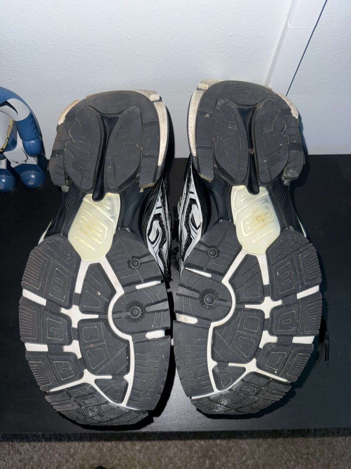Balenciaga Balenciaga Runner Size US 11.5 / EU 44-45 - 2 Thumbnail