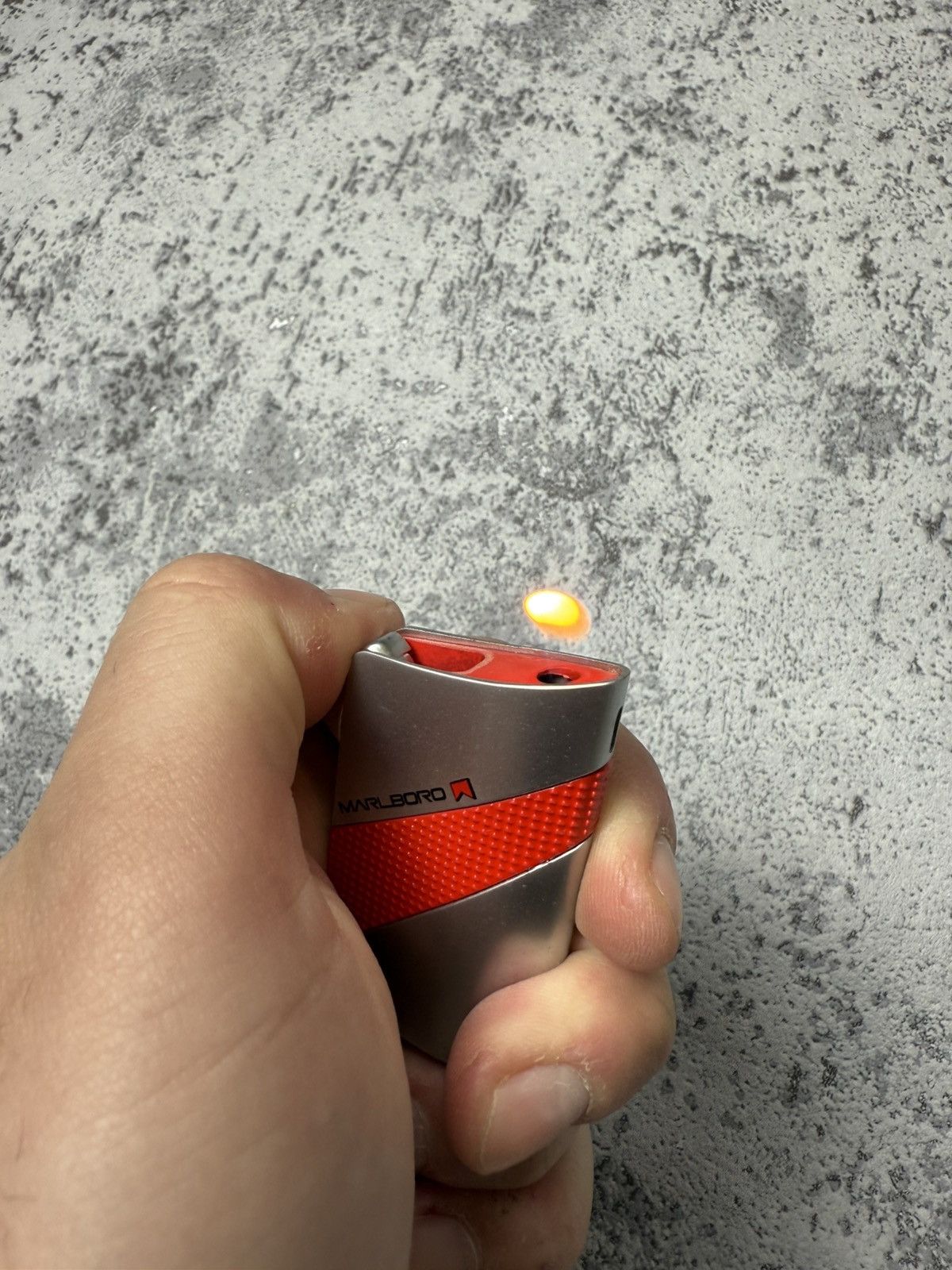 Marlboro Y2K ELEGANCE MARLBORO GEOMETRIC METAL PUNK ROCK LIGHTER Size ONE SIZE - 8 Thumbnail