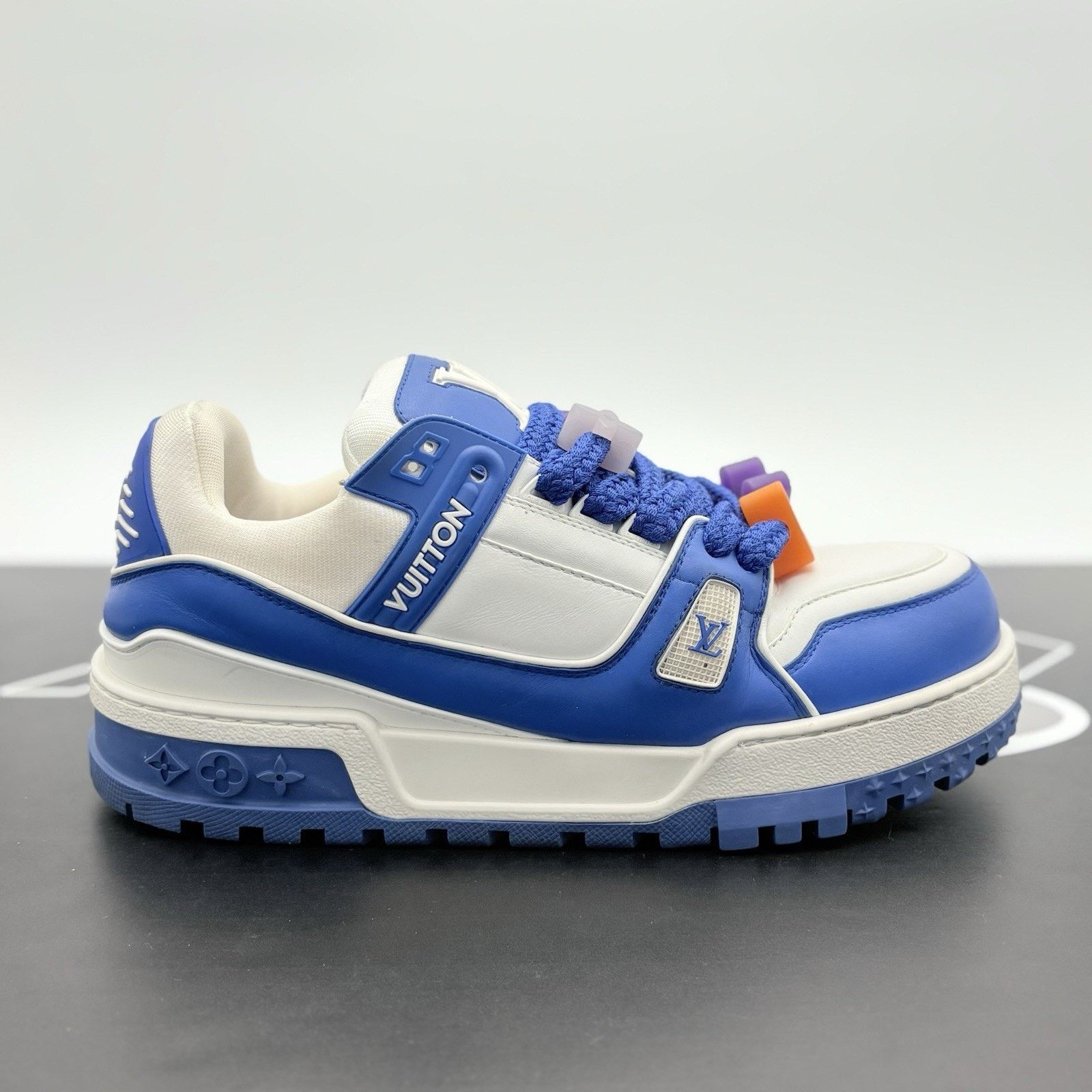Louis Vuitton Louis Vuitton Maxi ' Blue White ' | GREAT CONDITION! Size US 10.5 / EU 43-44 - 2 Thumbnail