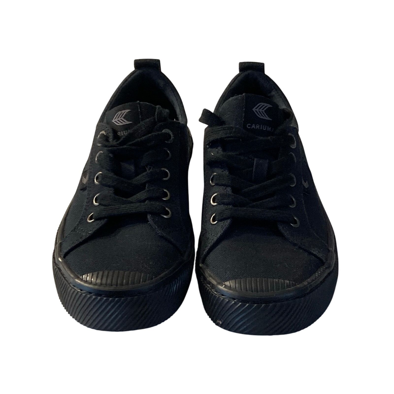 Other Cariuma OCA Low Canvas Sneakers - Black - Size Wms 8/Mns 6.5 Size US 6.5 / EU 39-40 - 1 Thumbnail