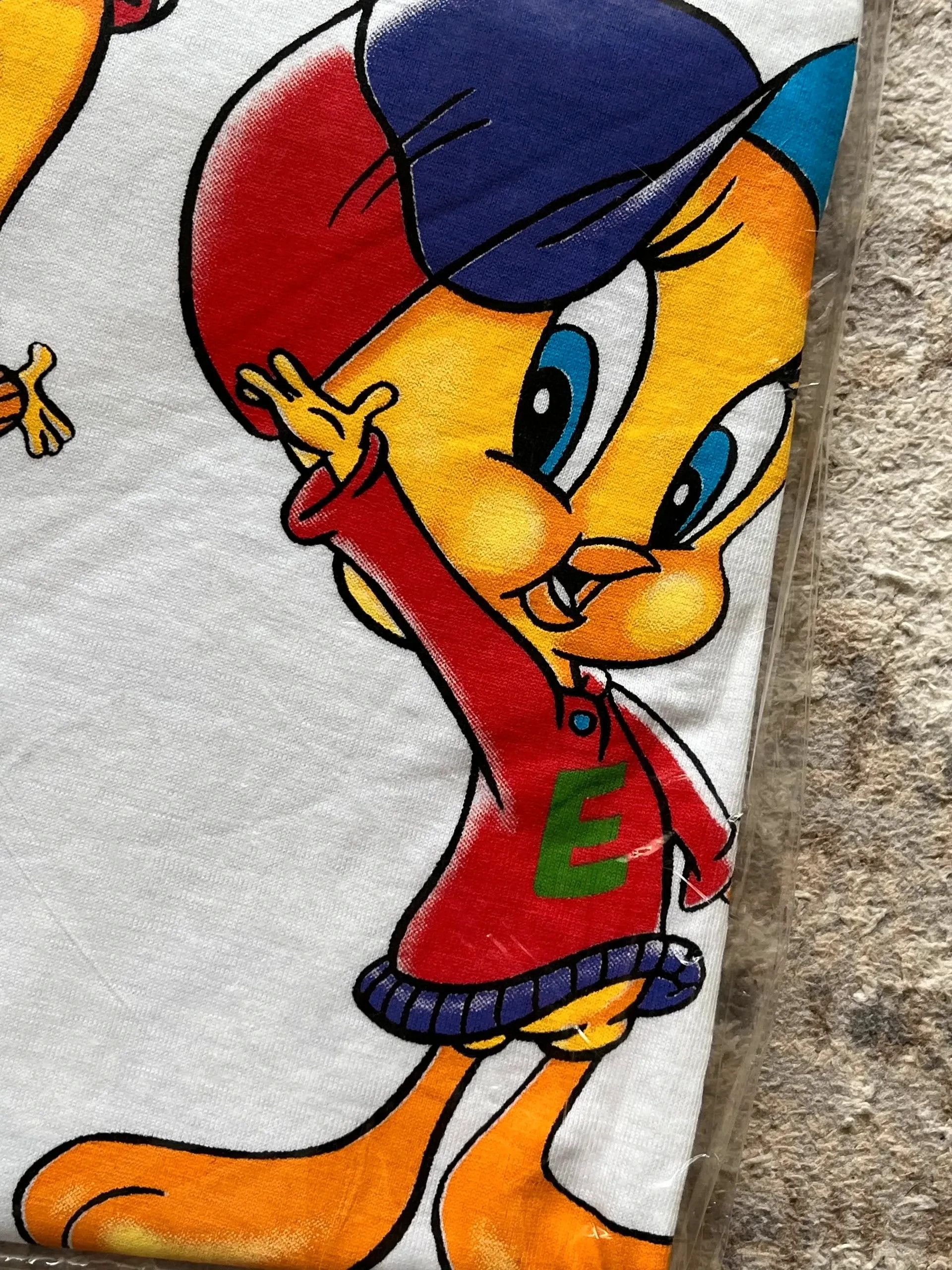 Warner Bros Looney Tunes Sz XL Dupla Vintage 1997 Made in Spain Official Size US XL / EU 56 / 4 - 6 Thumbnail