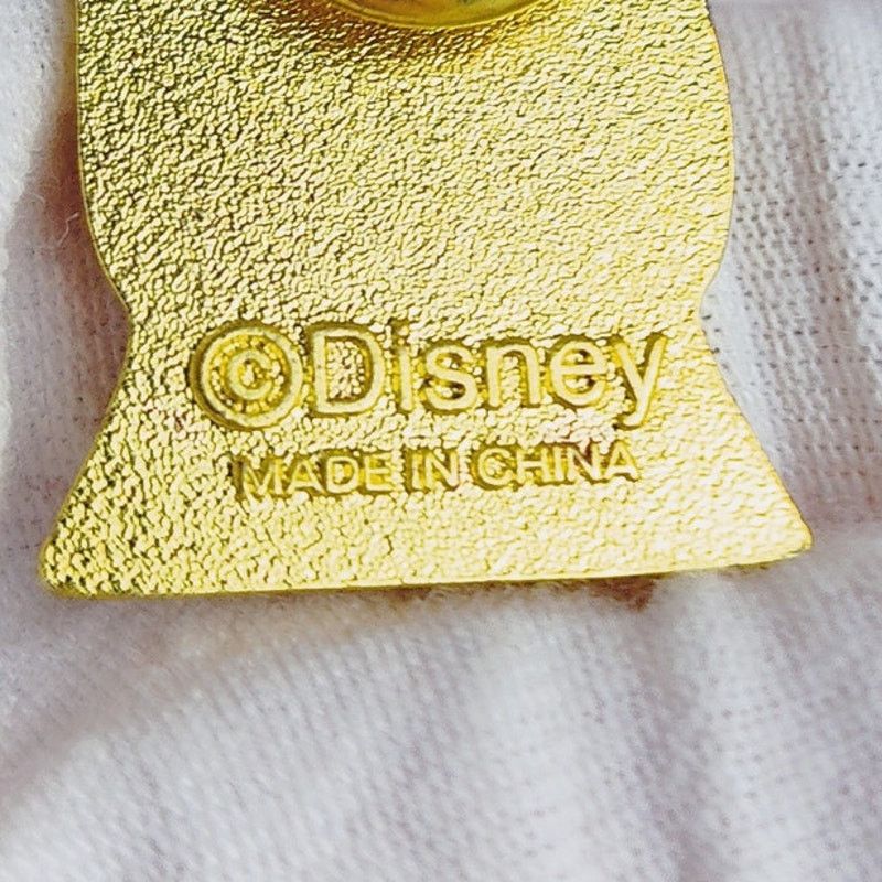 Disney Disney Loungefly Pocahontas Perfume Pin Enamel Size ONE SIZE - 6 Thumbnail