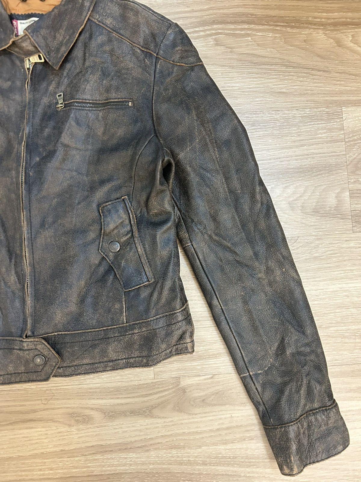 Levi's Levi’s Distressed Cowhide Leather Biker Jacket Vintage Style Size US L / EU 52-54 / 3 - 3 Thumbnail