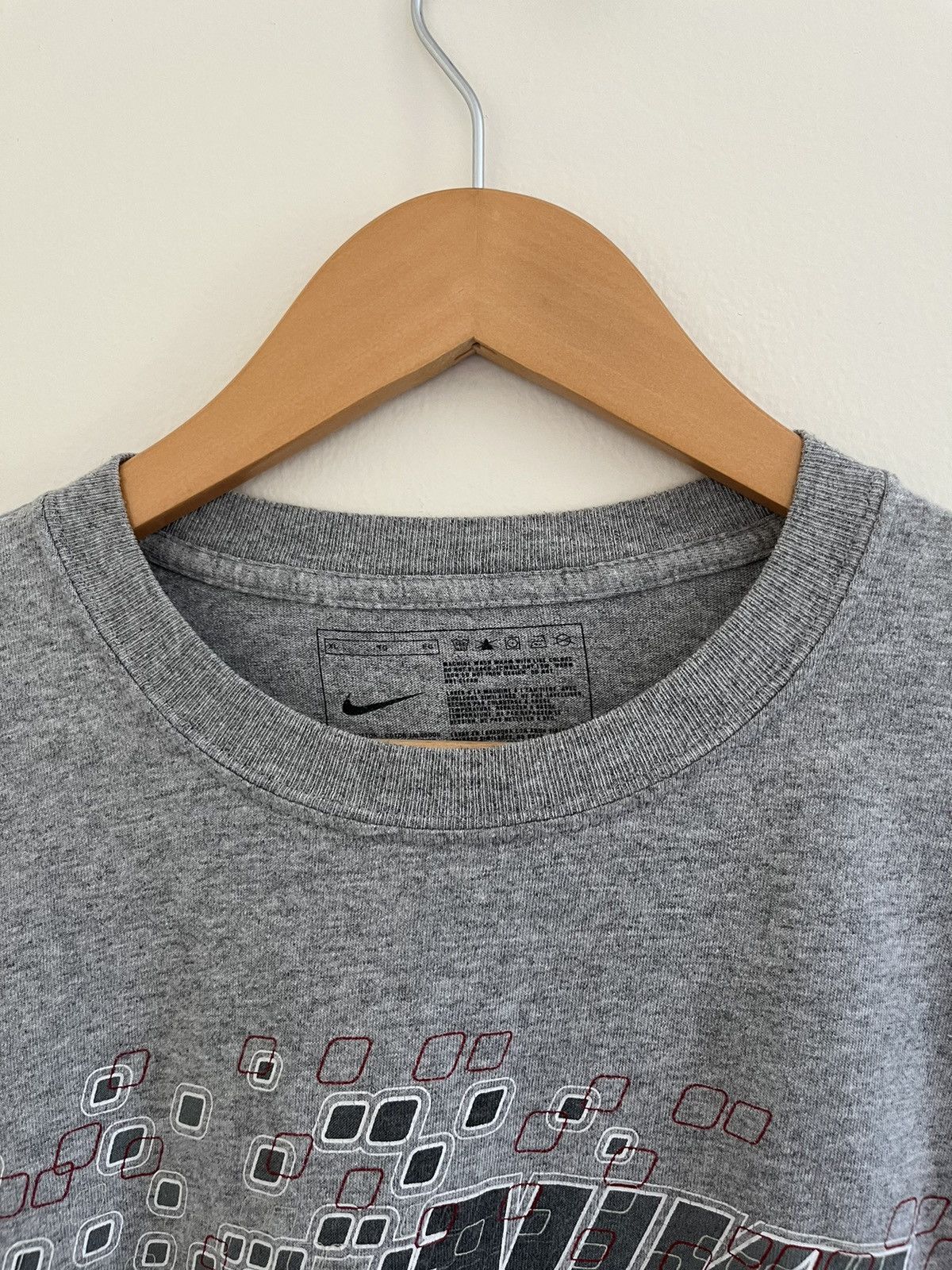 Nike × Vintage VINTAGE 00’S NIKE SWIM GRAPHIC T-SHIRT Size US XL / EU 56 / 4 - 6 Thumbnail
