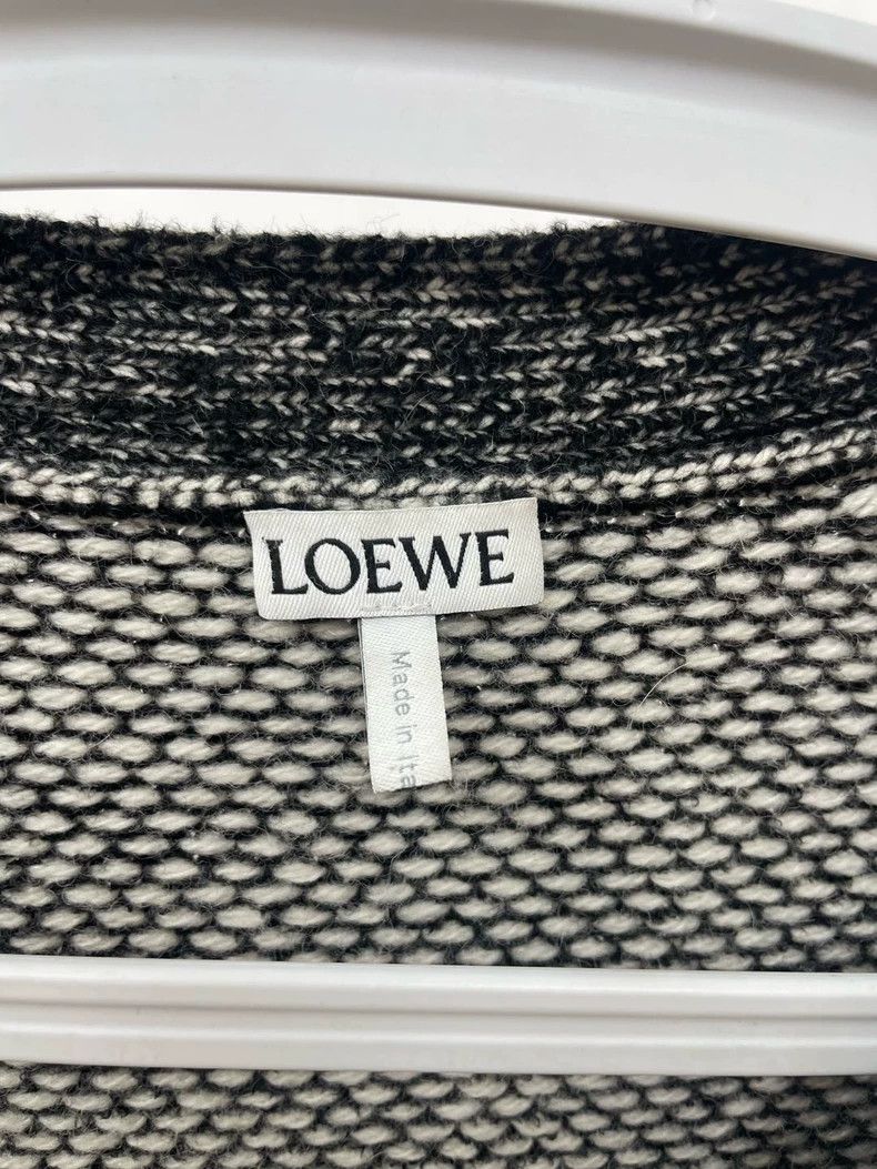 Loewe LOEWE Tulip logo knit sweater Size US M / EU 48-50 / 2 - 3 Thumbnail