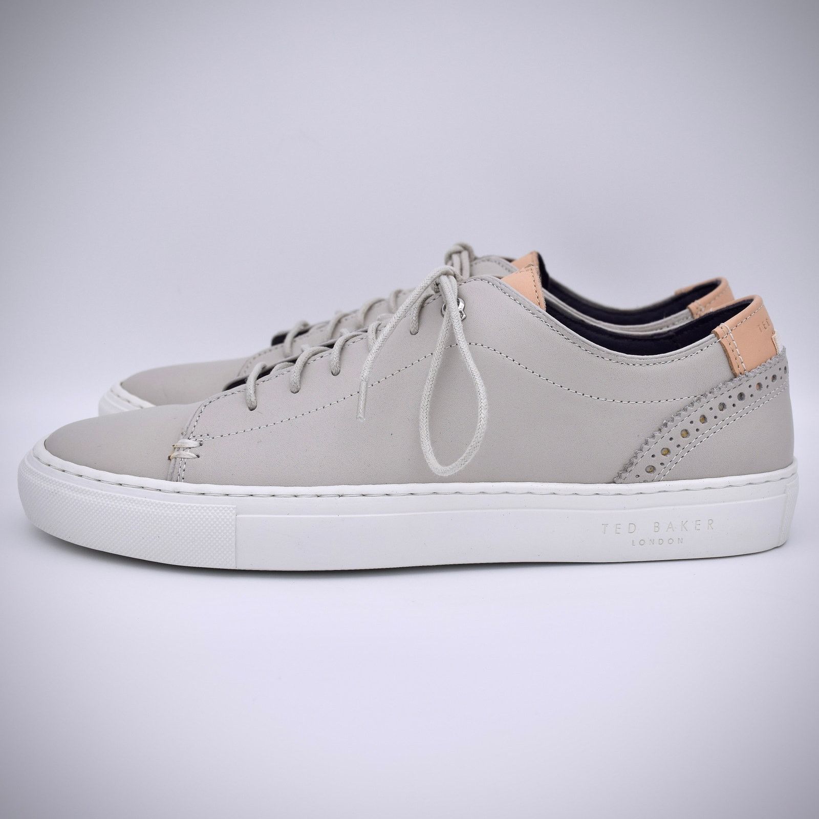 Ted Baker Ted Baker London Gray Leather Sneakers UK 7 US 8 Size US 8 / EU 41 - 4 Thumbnail