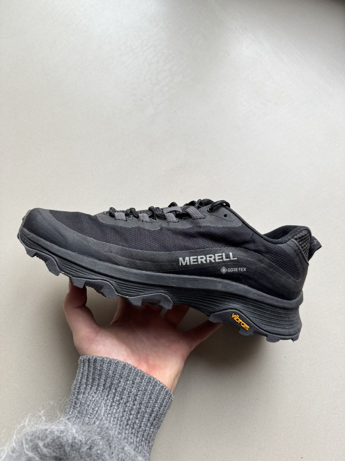 Gucci men’s slip ons (bee and star)