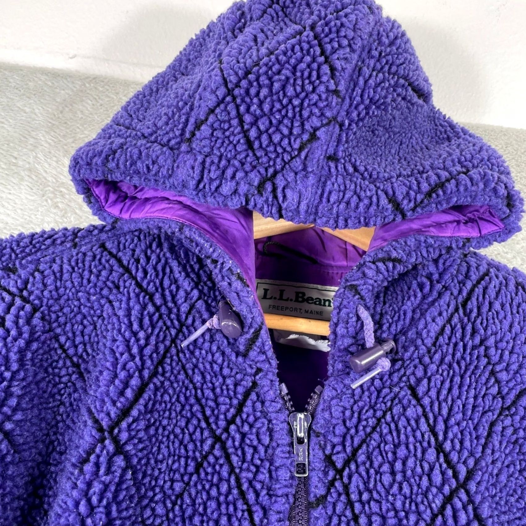 Vintage Vintage L.L. Bean Fleece Jacket - Womens Medium Purple Diamond Quilt Hooded Coat Size M / US 6-8 / IT 42-44 - 4 Thumbnail