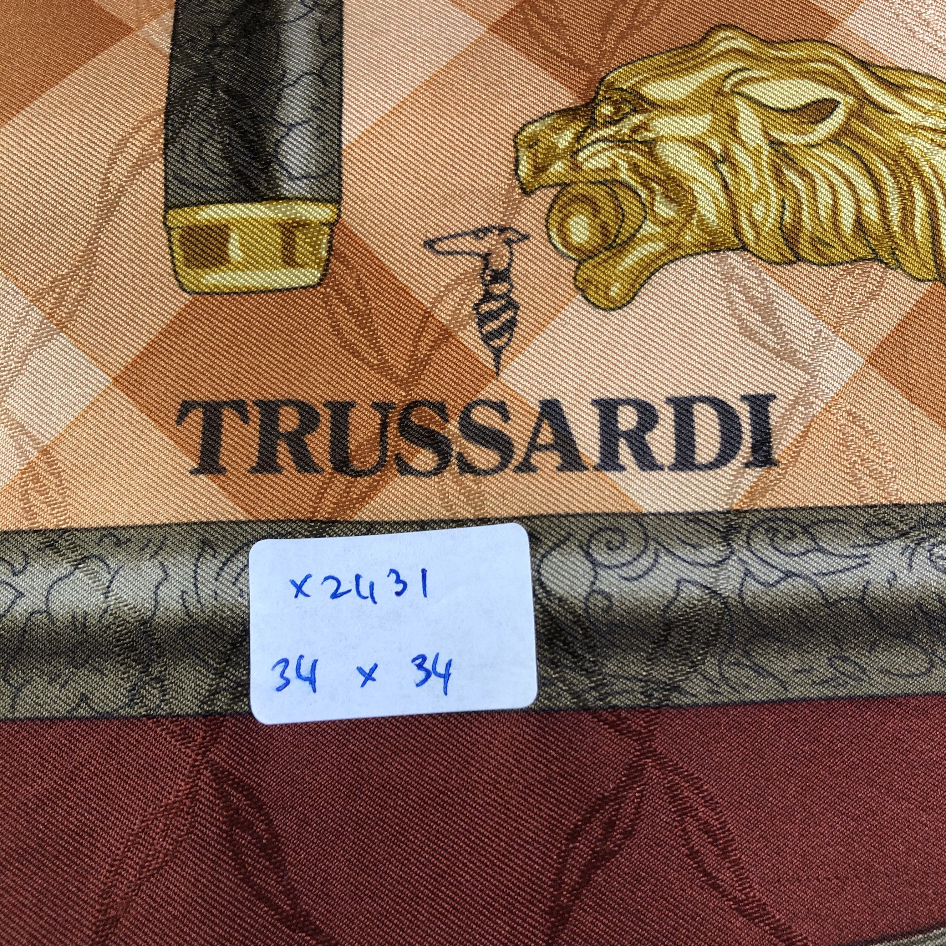 Trussardi Vintage Trussardi Silk Scarf Size ONE SIZE - 8 Thumbnail