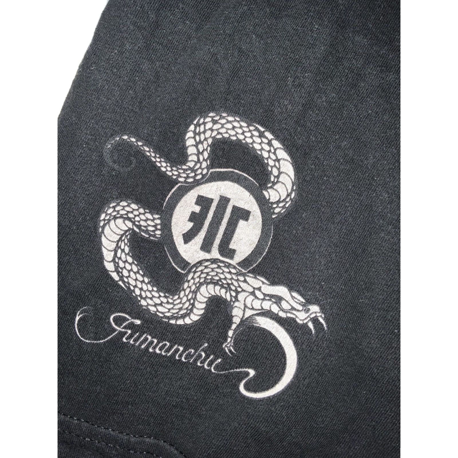 Vintage VINTAGE Fumanchu Clothing Ichiban Snake Y2K Graphic Hawaii Black S/S Crewneck T-Shirt Sz. L Mens Shirt Crew Neck Snake Hawaii Y2K 90s Size US L / EU 52-54 / 3 - 7 Thumbnail