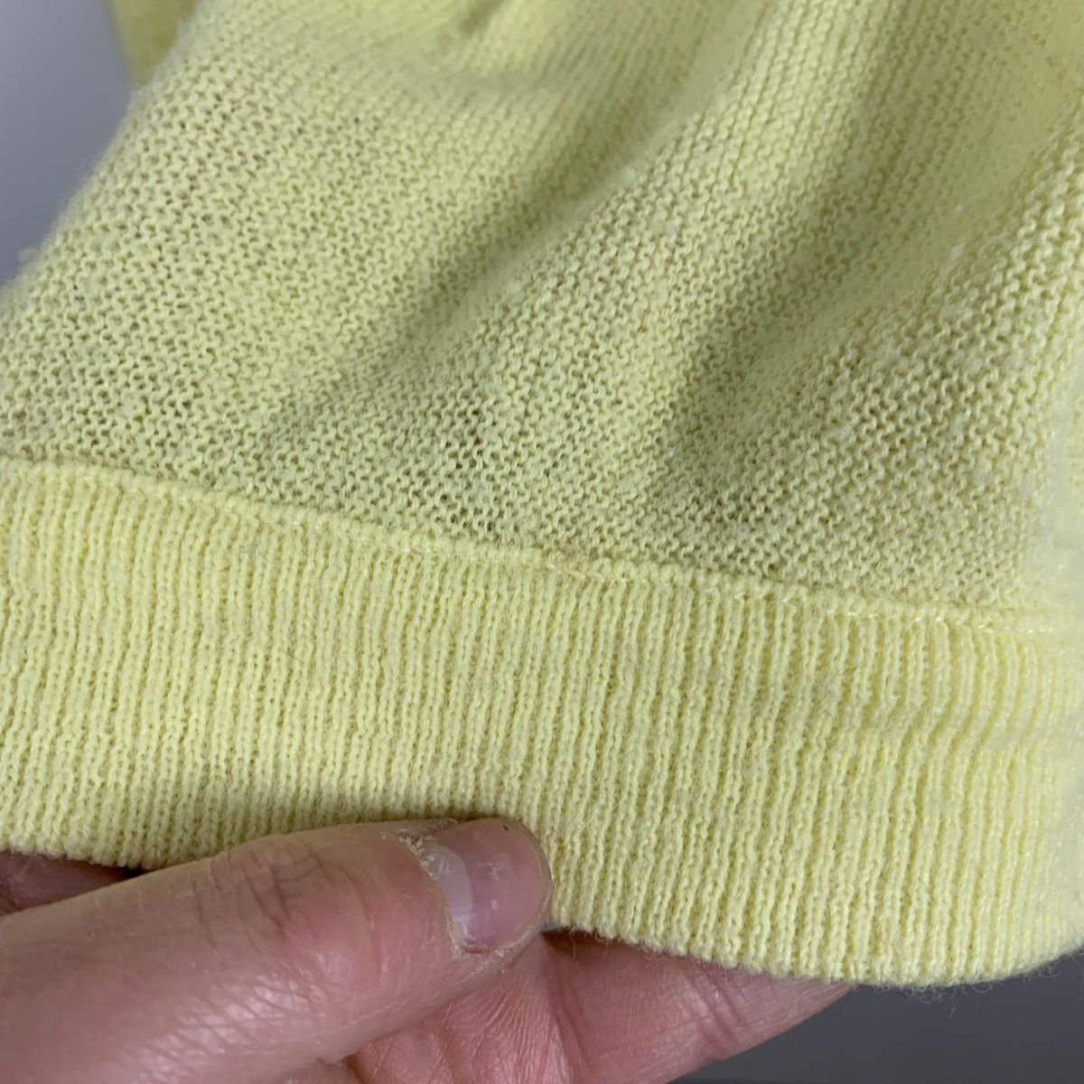 Lacoste Vintage Izod Lacoste Orlon Acrylic Sweater Size M Yellow Top Size US M / EU 48-50 / 2 - 14 Thumbnail