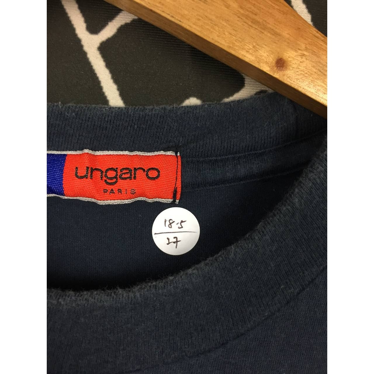 Emanuel Ungaro × Ungaro Paris × Vintage Vtg Ungaro Paris Luxury French Brand Casual Wear Tee Size US S / EU 44-46 / 1 - 15 Thumbnail