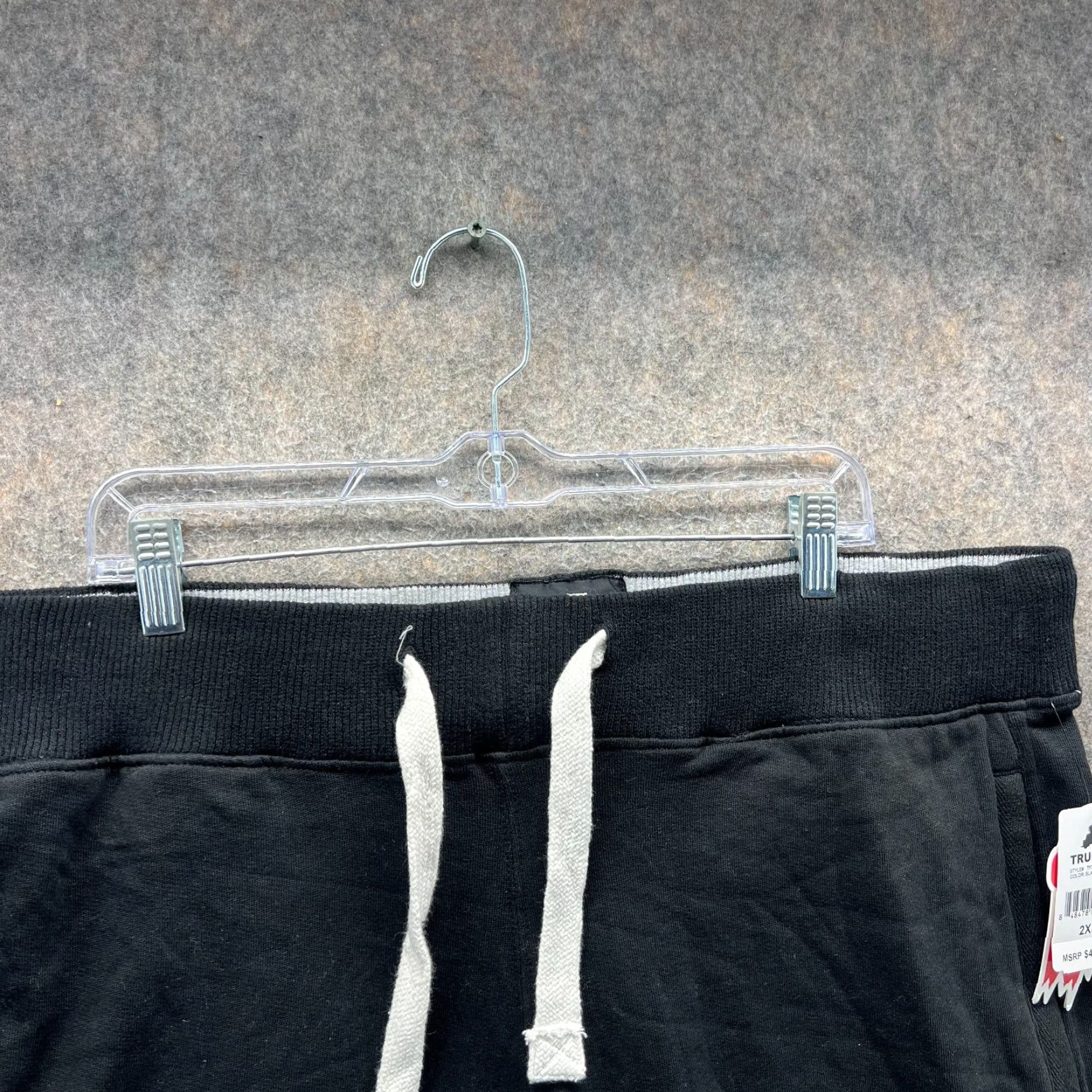 Logo 7 VINTAGE? No — TRUKFIT Shorts Mens 2XL Black Cotton Fleece Drawstring Logo Streetwear NEW Size US 39 - 3 Thumbnail