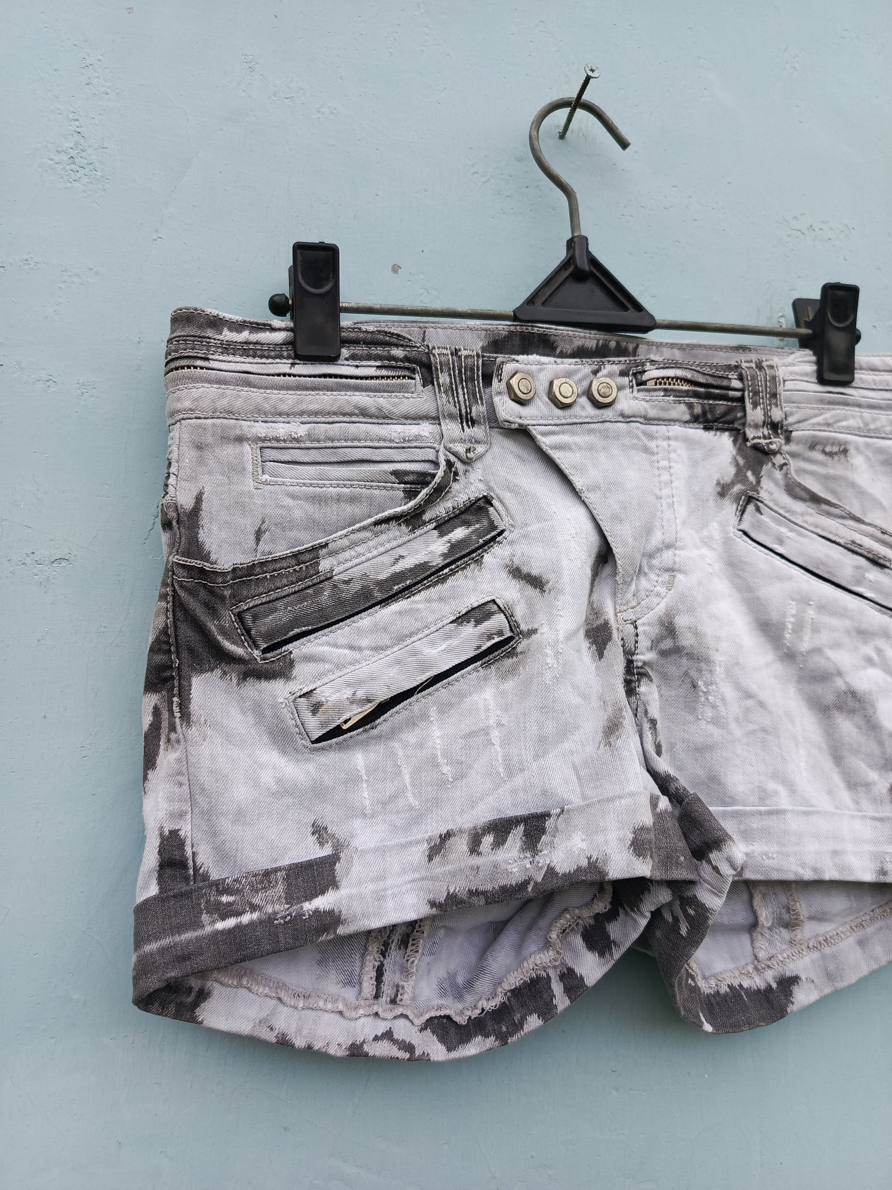 Japanese Brand System distressed denim shorts pants Size 30" / US 8 / IT 44 - 2 Thumbnail