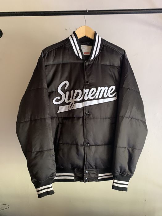 supreme script varsity puffy Jacket ダウン-