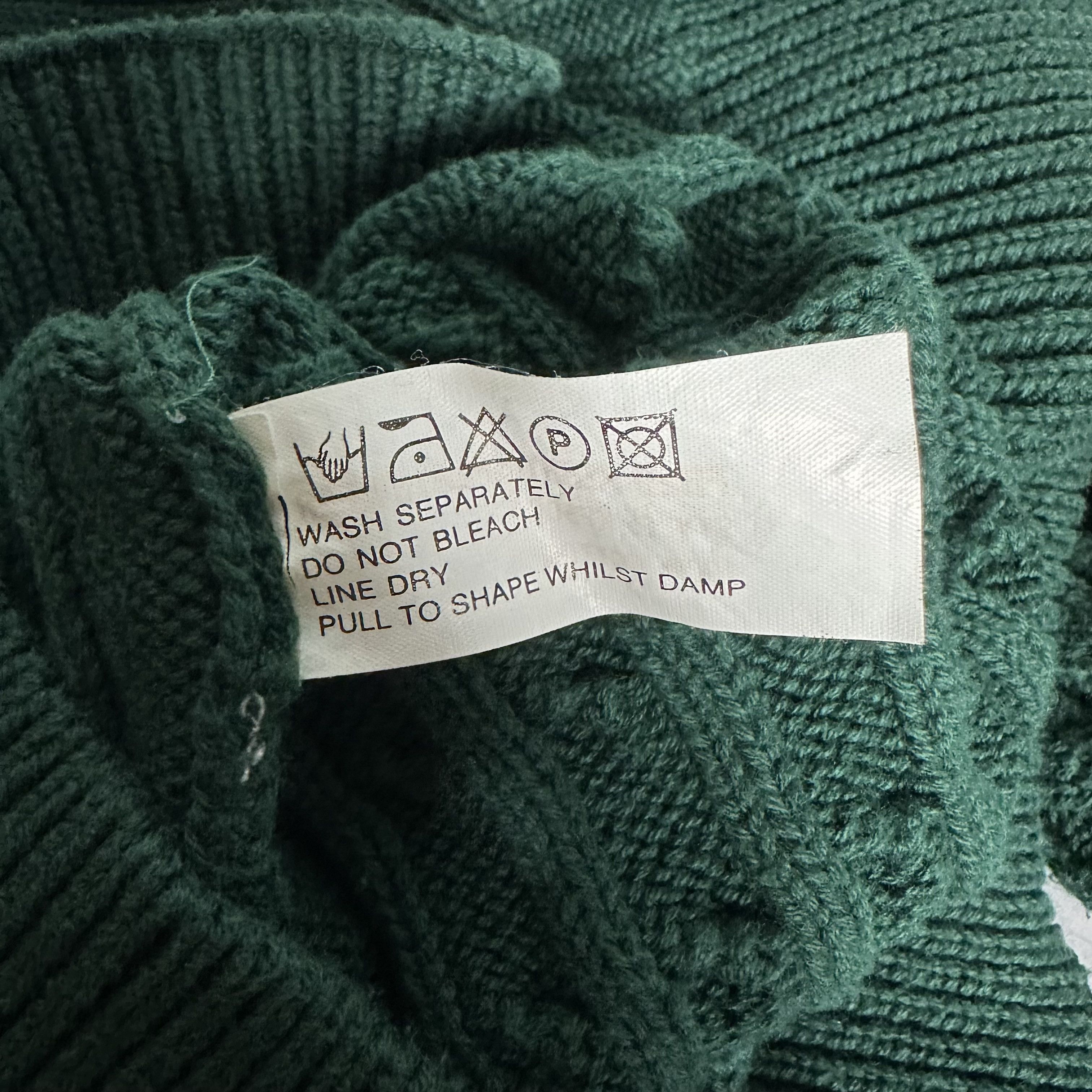 Fred Perry 🔥RARE🔥Vintage Fred Perry V-Neck Knitwear Size US XL / EU 56 / 4 - 6 Thumbnail