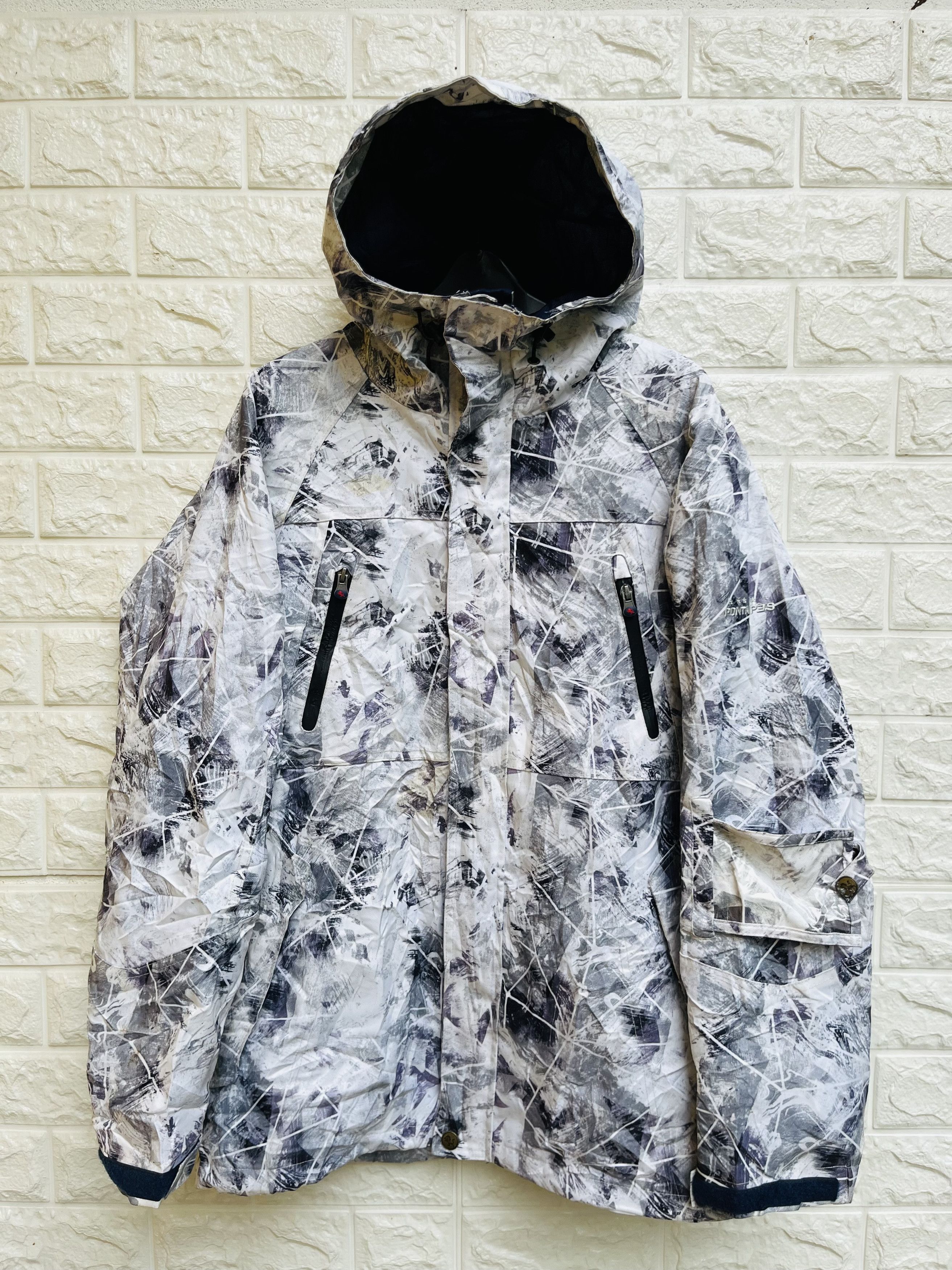 image of Vintage Pontapes Snow Culture Designer Fashion Style Jacket in White/Black, Men's (Size Large)