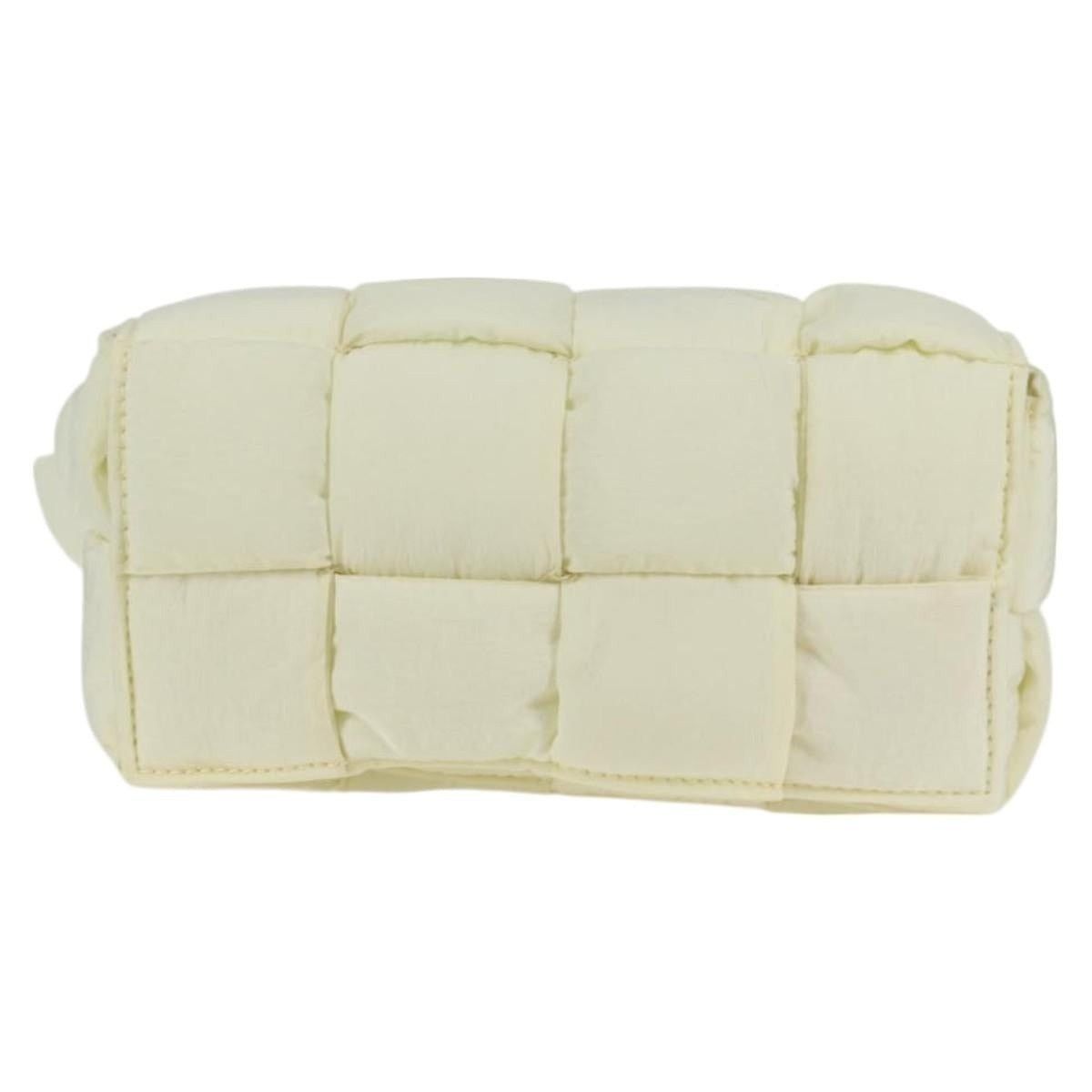 Bottega Veneta Bottega Veneta Intrecciato Cassette Shoulder Bag Cream Size ONE SIZE - 1 Thumbnail