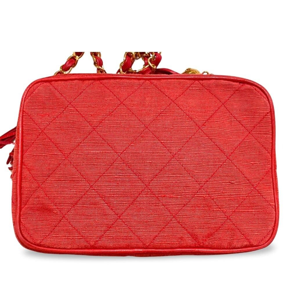 Chanel Vintage CHANEL red canvas camera bag style shoulder bag Size ONE SIZE - 4 Thumbnail